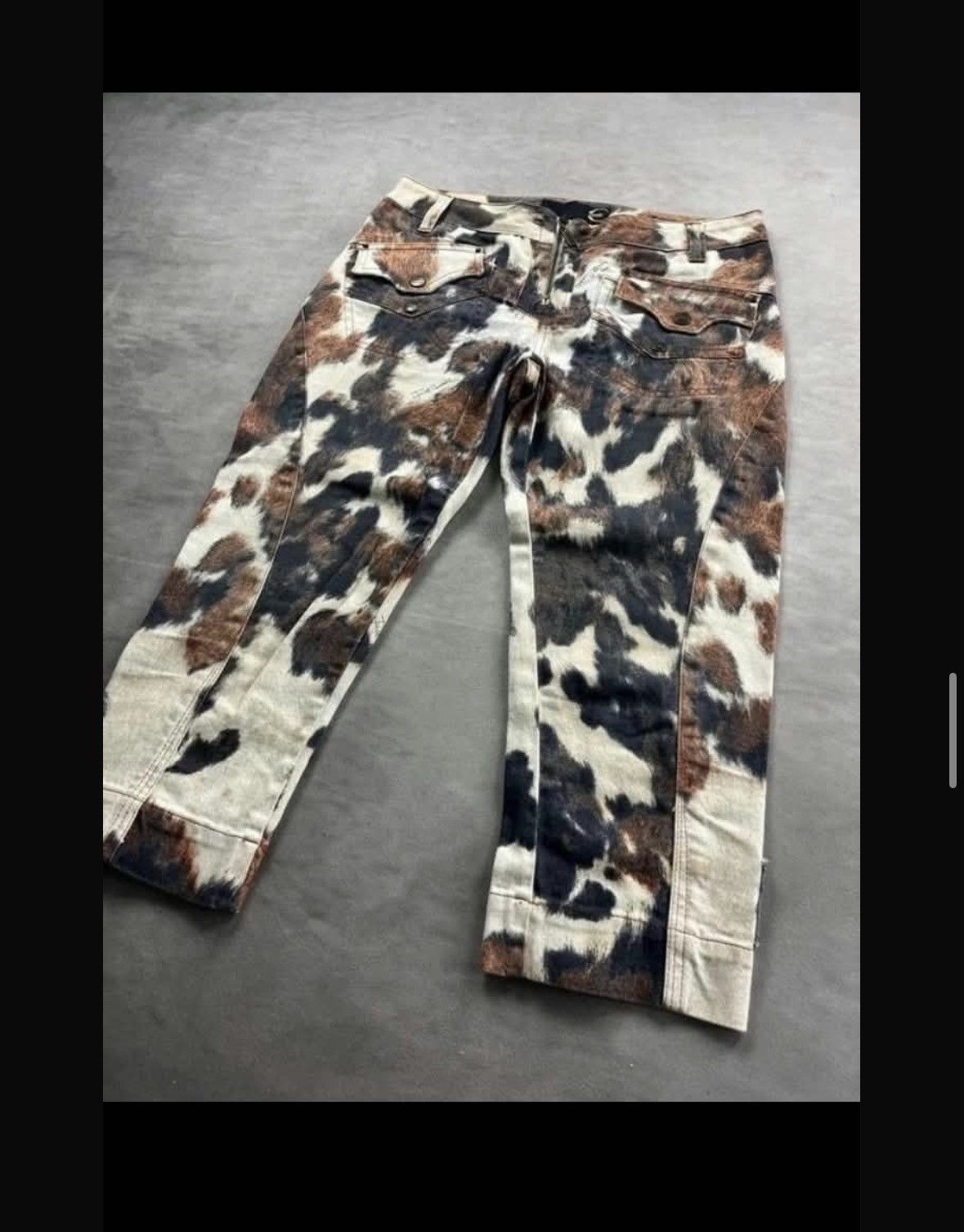 Roberto Cavalli Roberto Cavalli - Cow Print / Animal Print Capri Pants Size 27" / US 4 / IT 40 - 10 Thumbnail