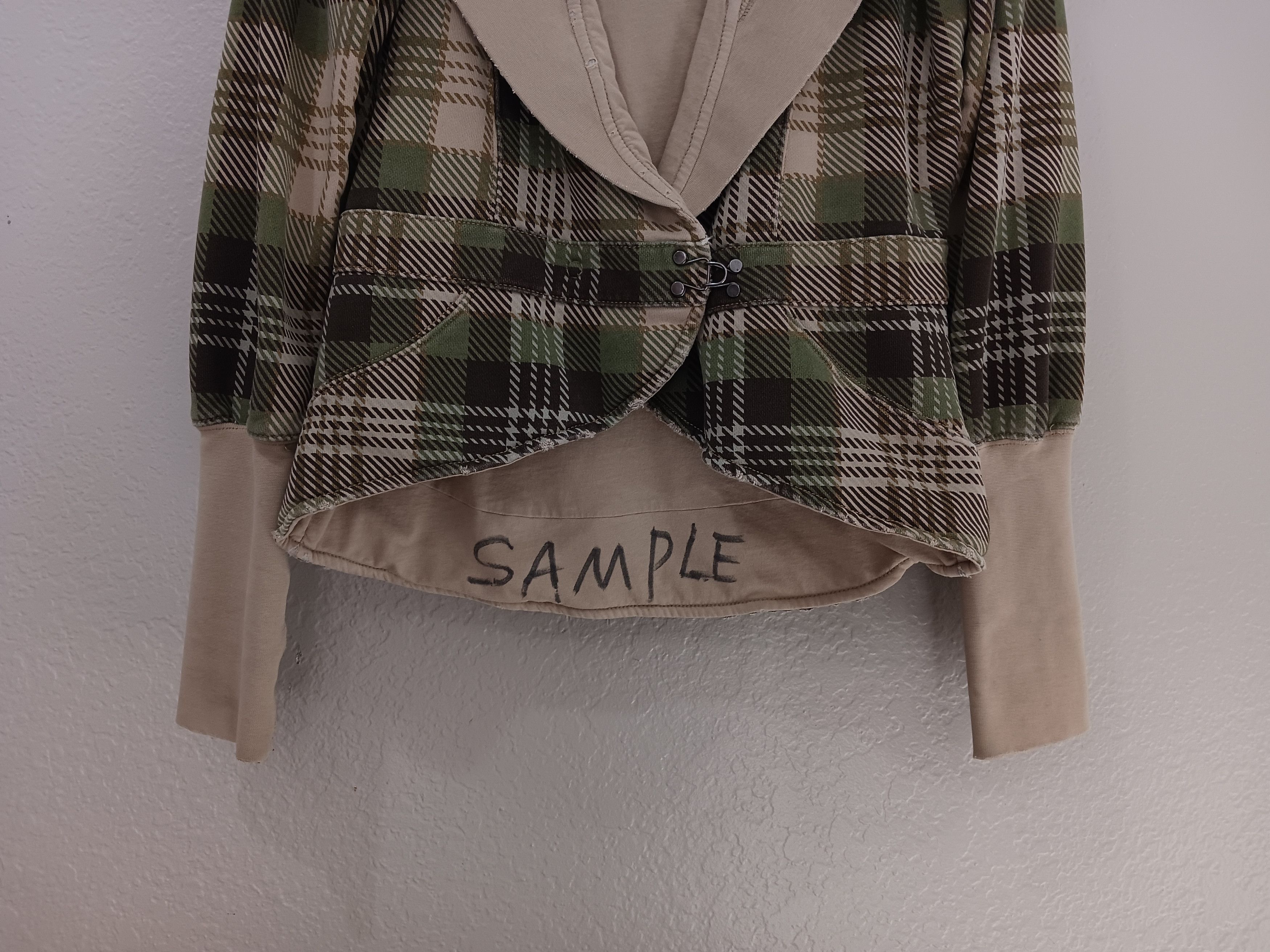 Triple 5 Soul × Vintage Triple 5 Soul Vintage 2000s Hook Closure Plaid Hooded Jacket Size S / US 4 / IT 40 - 8 Thumbnail
