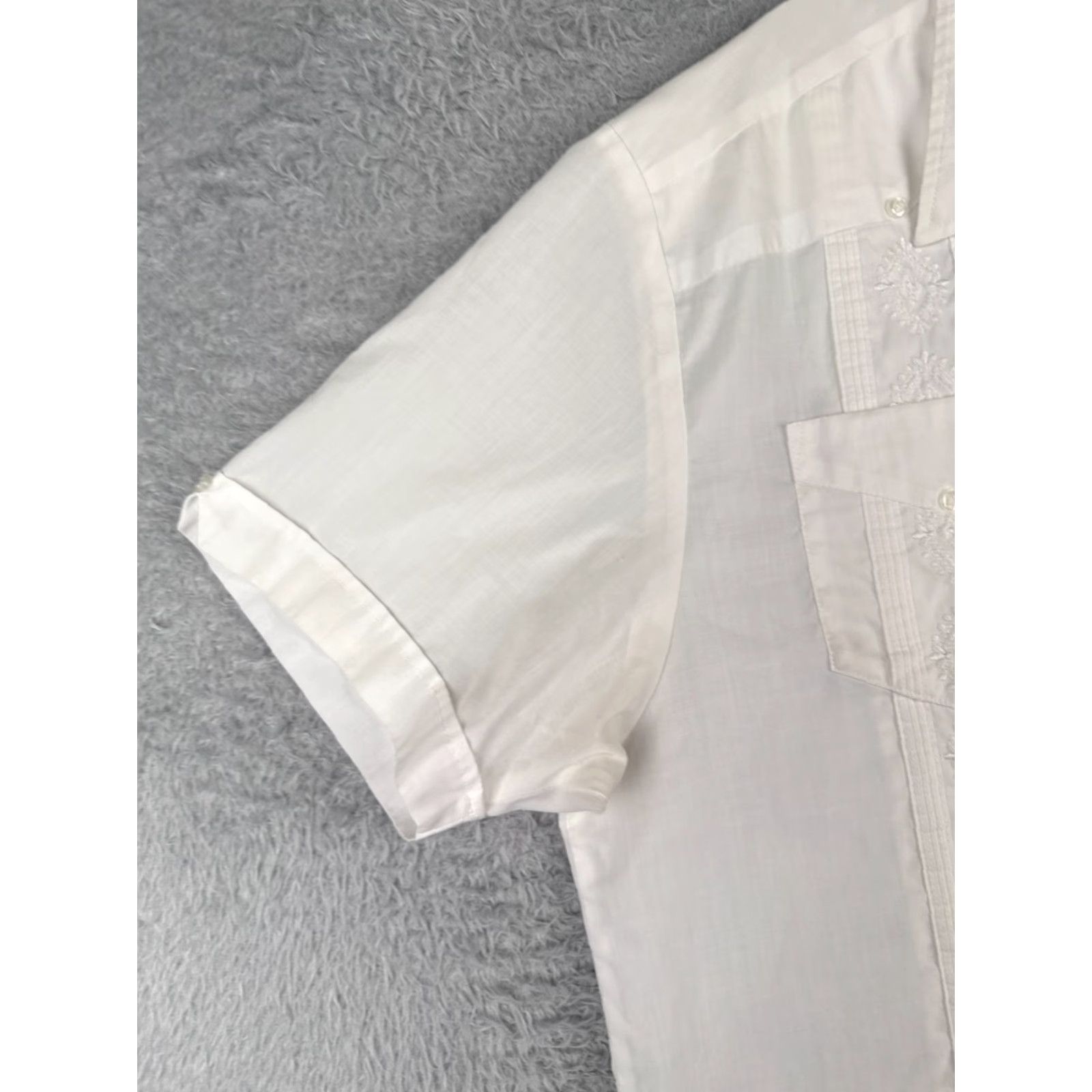 Vintage Sobrino Shirt Adult Large White Button-Up Polyester Blend 4 Pocket Read Size US L / EU 52-54 / 3 - 3 Thumbnail