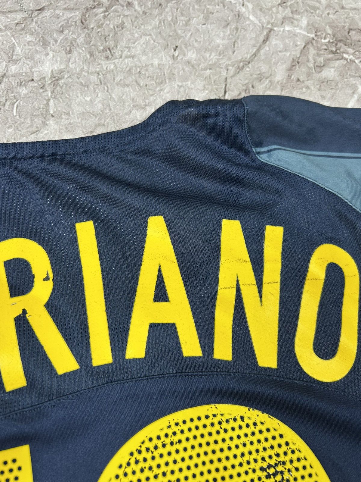 Nike Nike Adriano Inter Milan 2004 2005 2006 Third Soccer Jersey Size US M / EU 48-50 / 2 - 13 Thumbnail