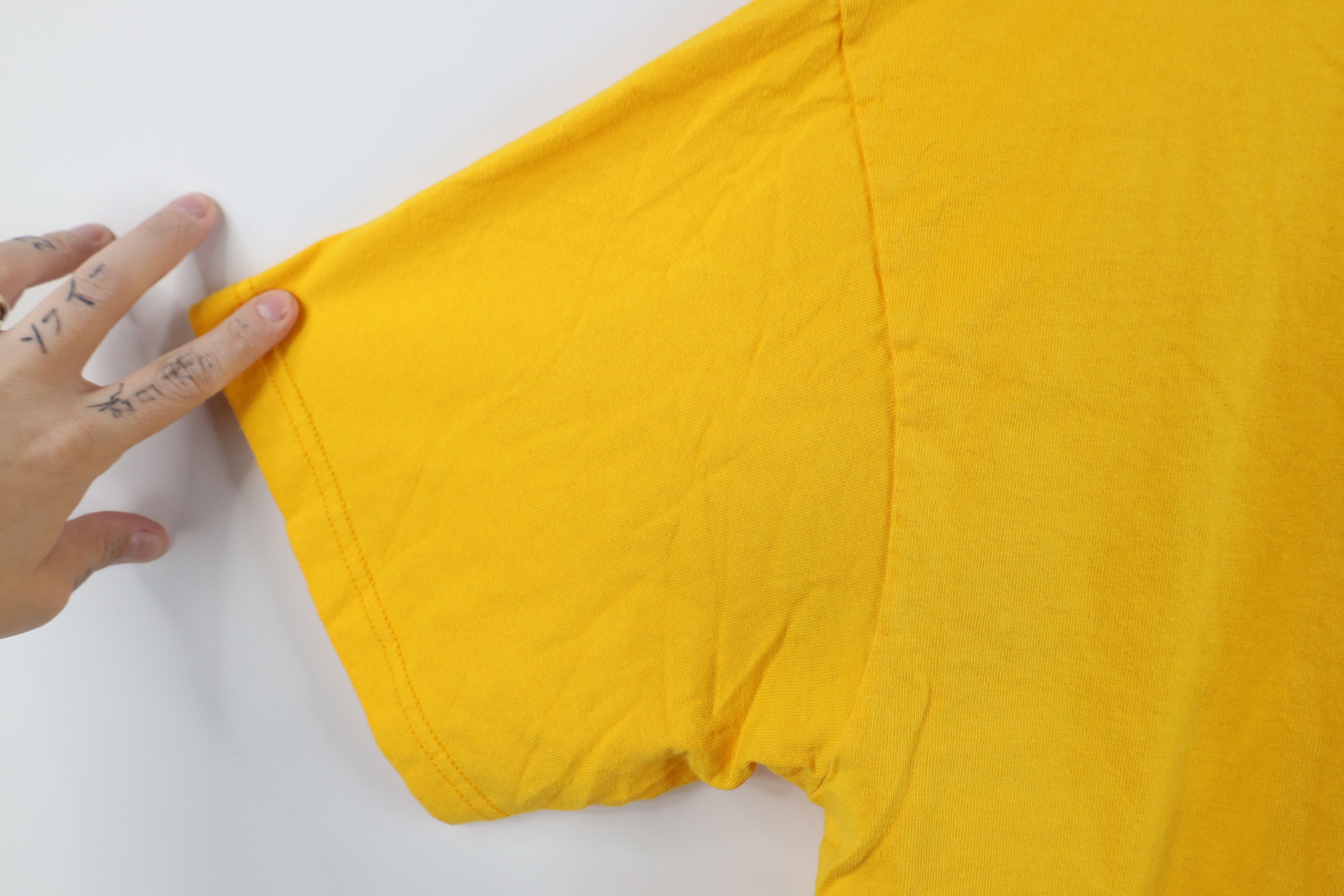 Dickies Vintage 90s Dickies Spell Out Pocket T-Shirt Yellow Cotton Size US L / EU 52-54 / 3 - 8 Thumbnail