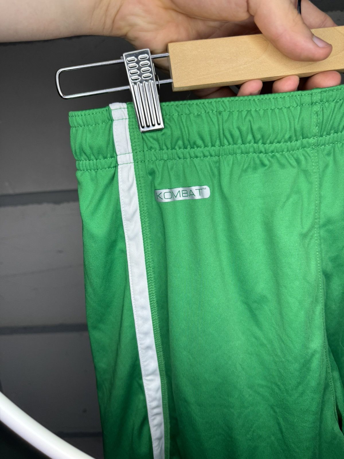 Kappa Real Betis Kappa shorts home 2018/2019 Size US 34 / EU 50 - 5 Thumbnail