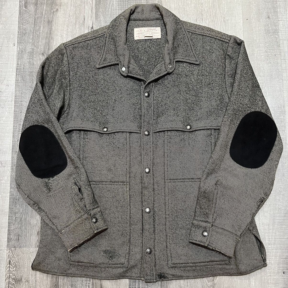 image of VTG Filson Mackinaw Wool Cape Coat Grey Herringbone Jacket, Men's (Size XL)