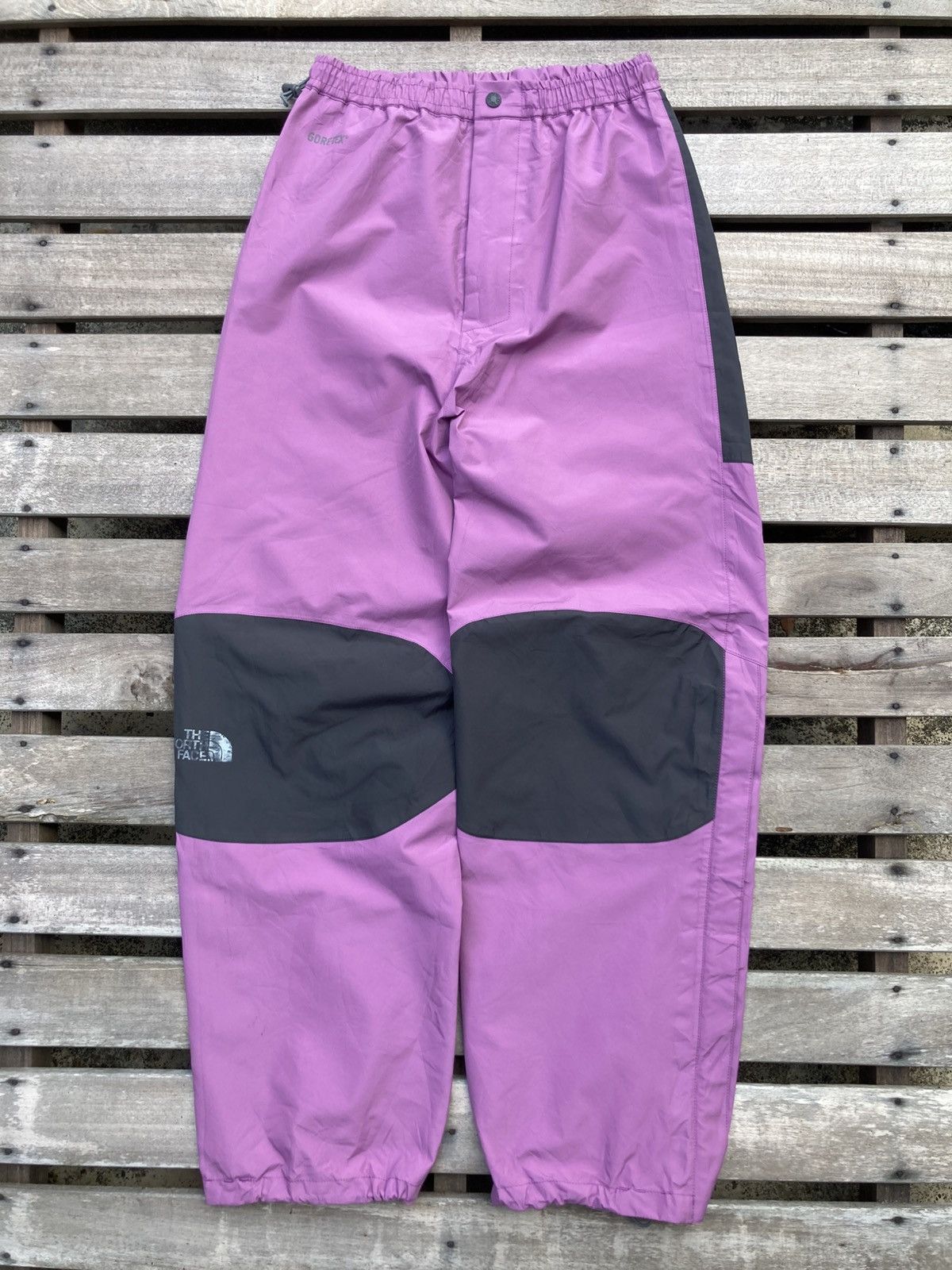 Other Vintage The North Face Gore-Tex Dual Tone Nylon Pants Size US 29 - 12 Thumbnail
