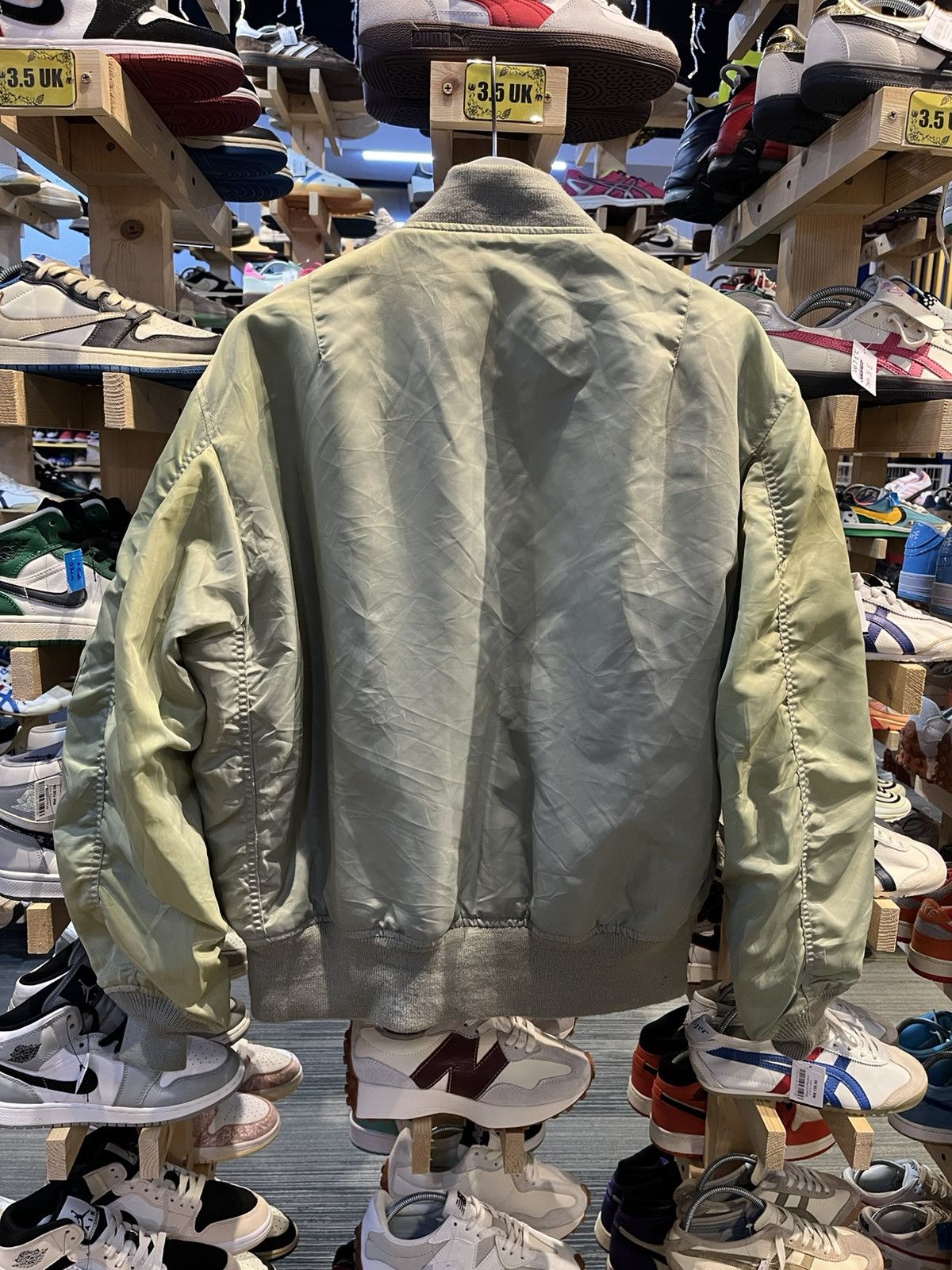 Vintage Vintage Military MA-1 Bomber Jacket Reversible Size US M / EU 48-50 / 2 - 9 Thumbnail