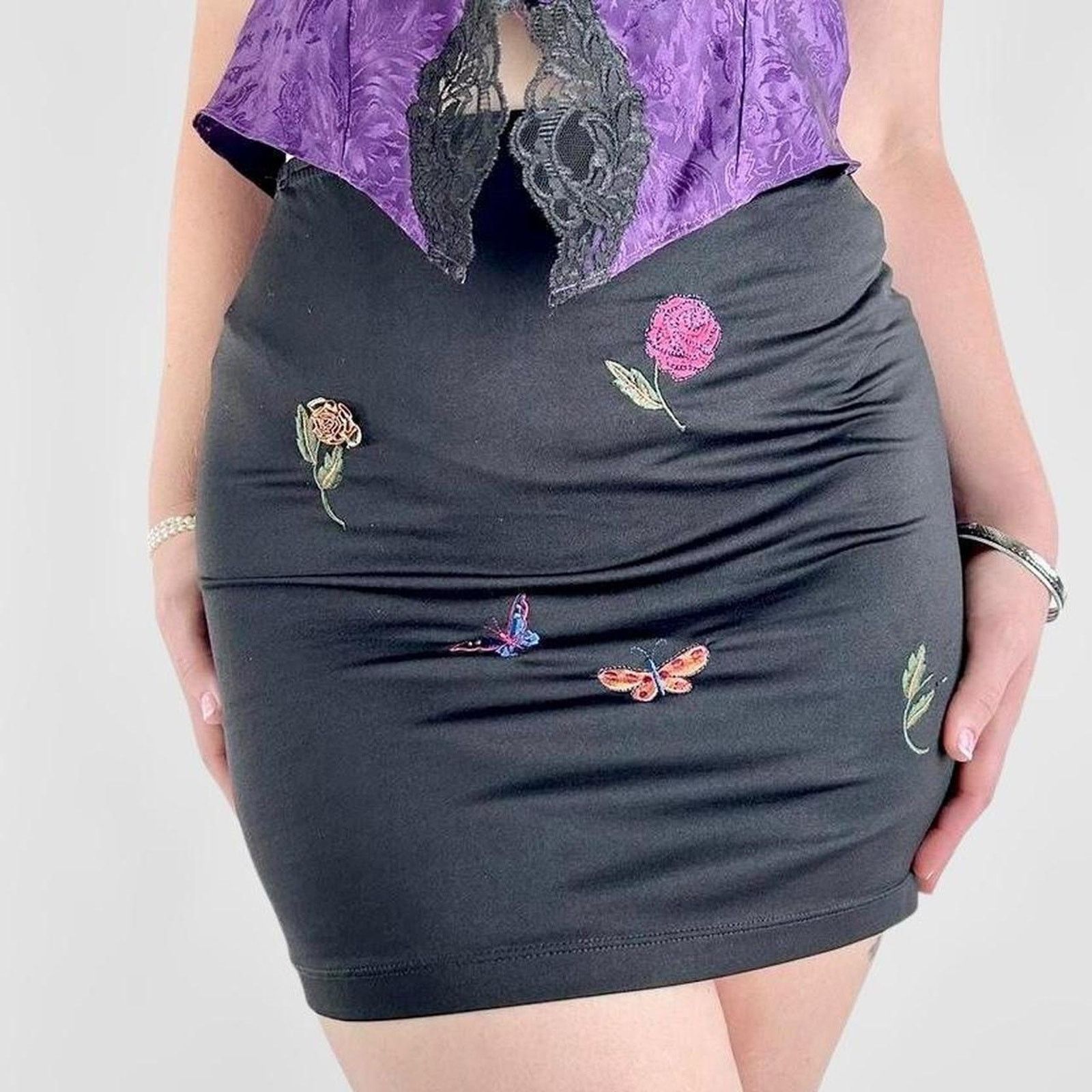 Other 90s vintage black floral whimsygoth mini skirt Size 28" / US 6 / IT 42 - 1 Thumbnail