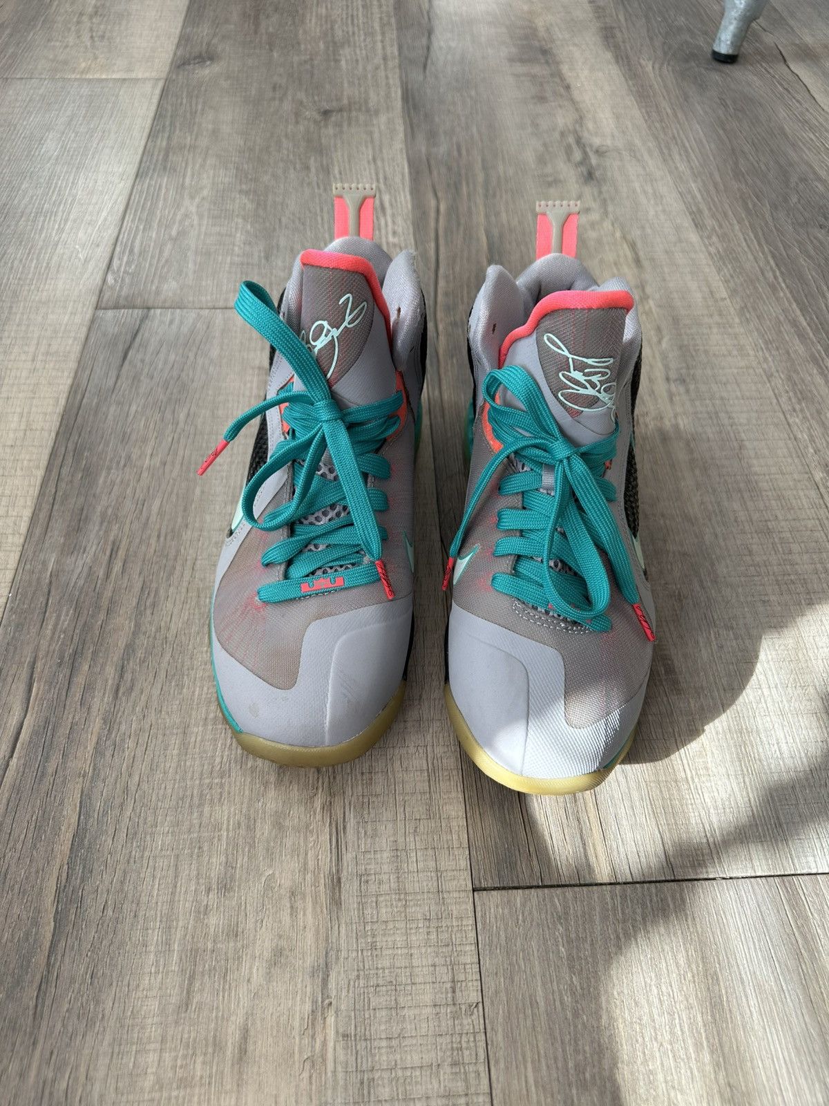 Nike South beach Lebrons Size US 8 / IT 38 - 3 Thumbnail