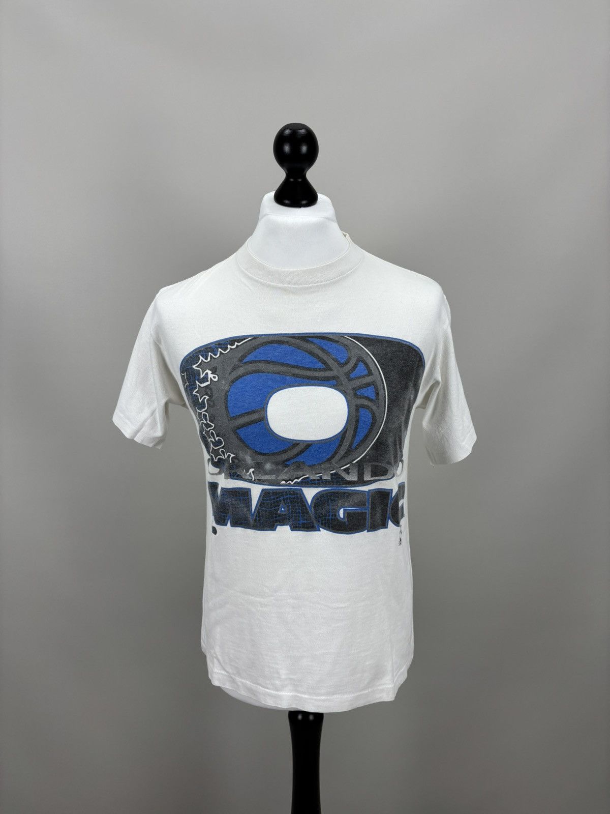 NBA × Starter × Vintage Mens vintage t shirt Starter Orlando Magic Size Small S/M Size US S / EU 44-46 / 1 - 1 Thumbnail
