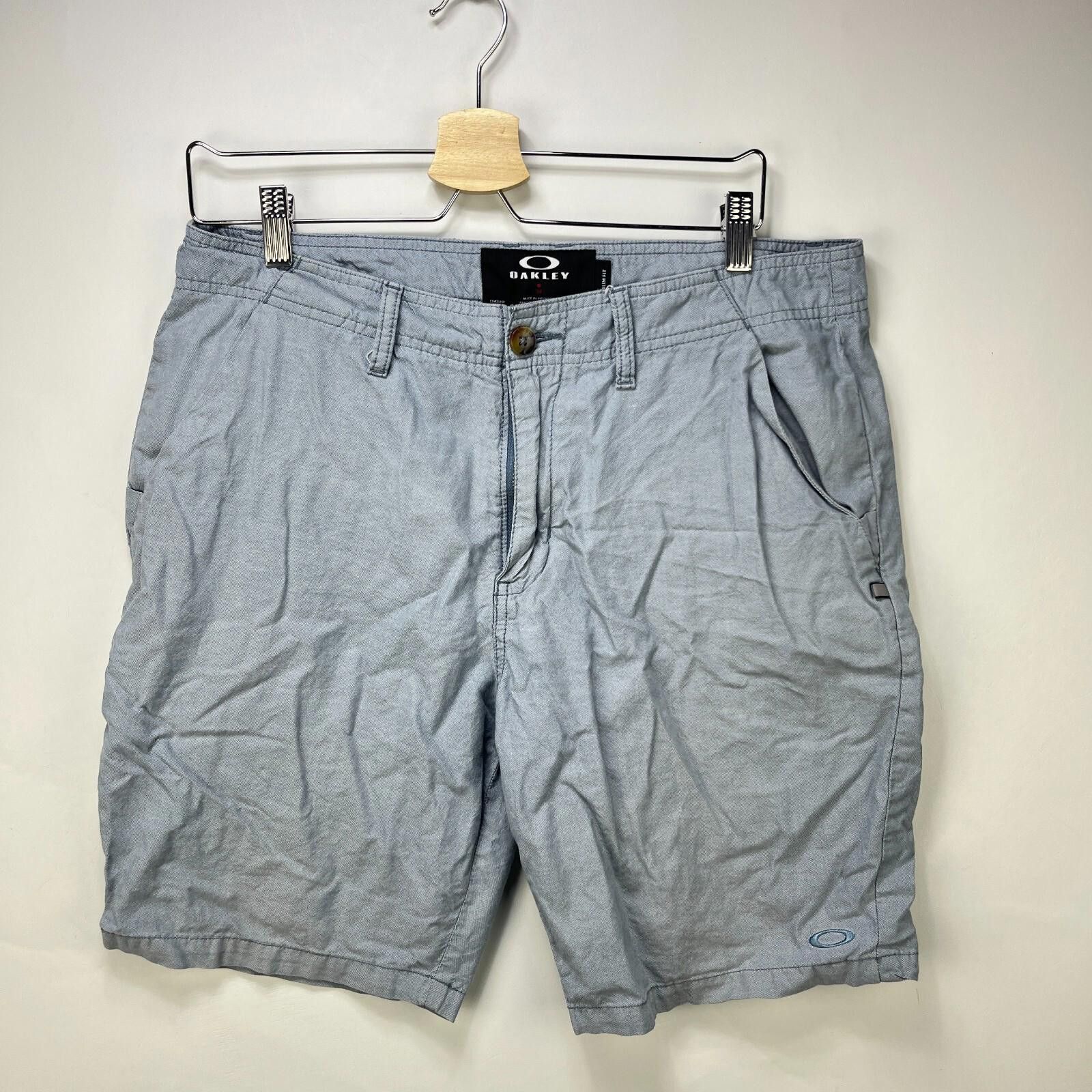 Oakley Vintage Oakley Y2K Shorts 34 Slim Fit Size US 34 / EU 50 - 1 Thumbnail