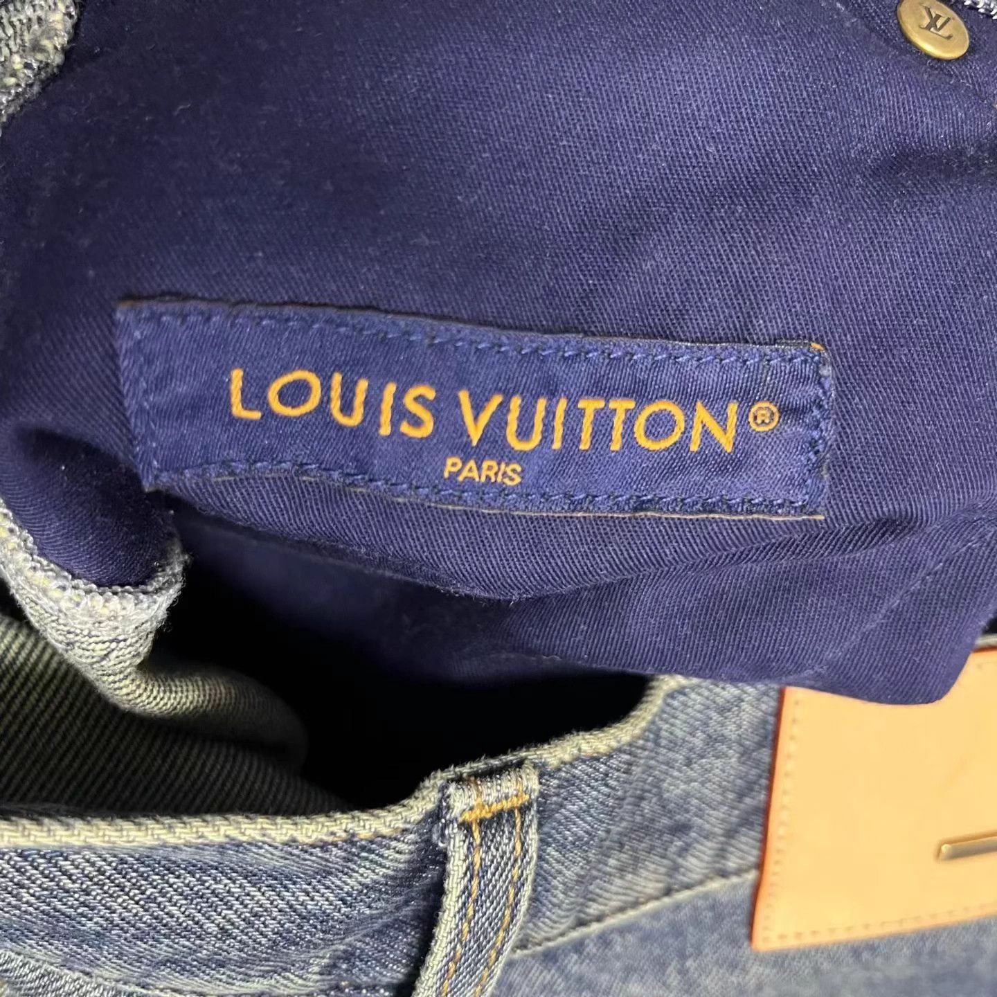 Louis Vuitton Louis Vuitton navy blue oversized straight workwear jeans 30 Size US 30 / EU 46 - 3 Thumbnail
