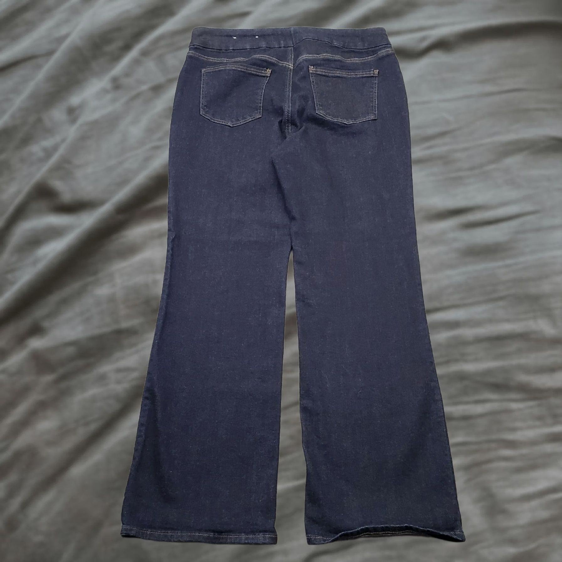 Vintage Chico's Slim Bootcut Jeans Womens 14R Blue Denim High Waisted Streetwear Pull On Jeans Size 36" / US 14 / IT 50 - 1 Thumbnail