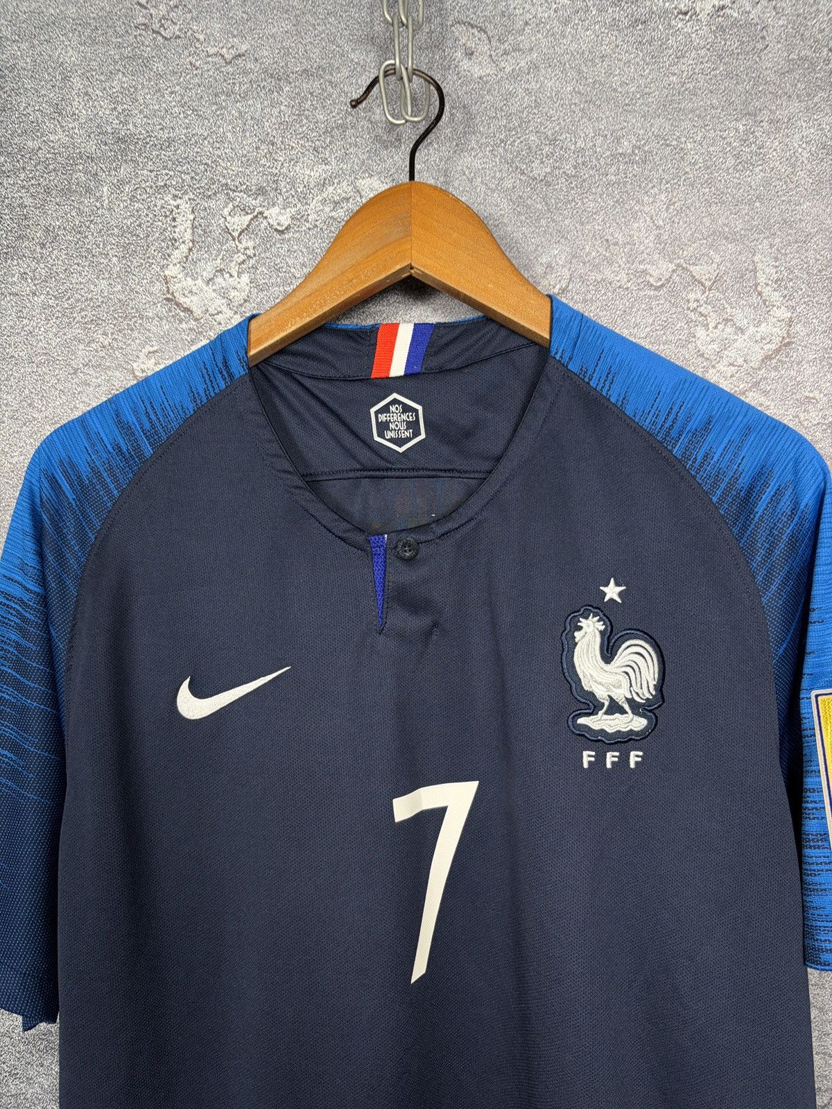Nike Nike France 2018 World Cup # Griezman Jersey T-shirt Size US L / EU 52-54 / 3 - 6 Thumbnail