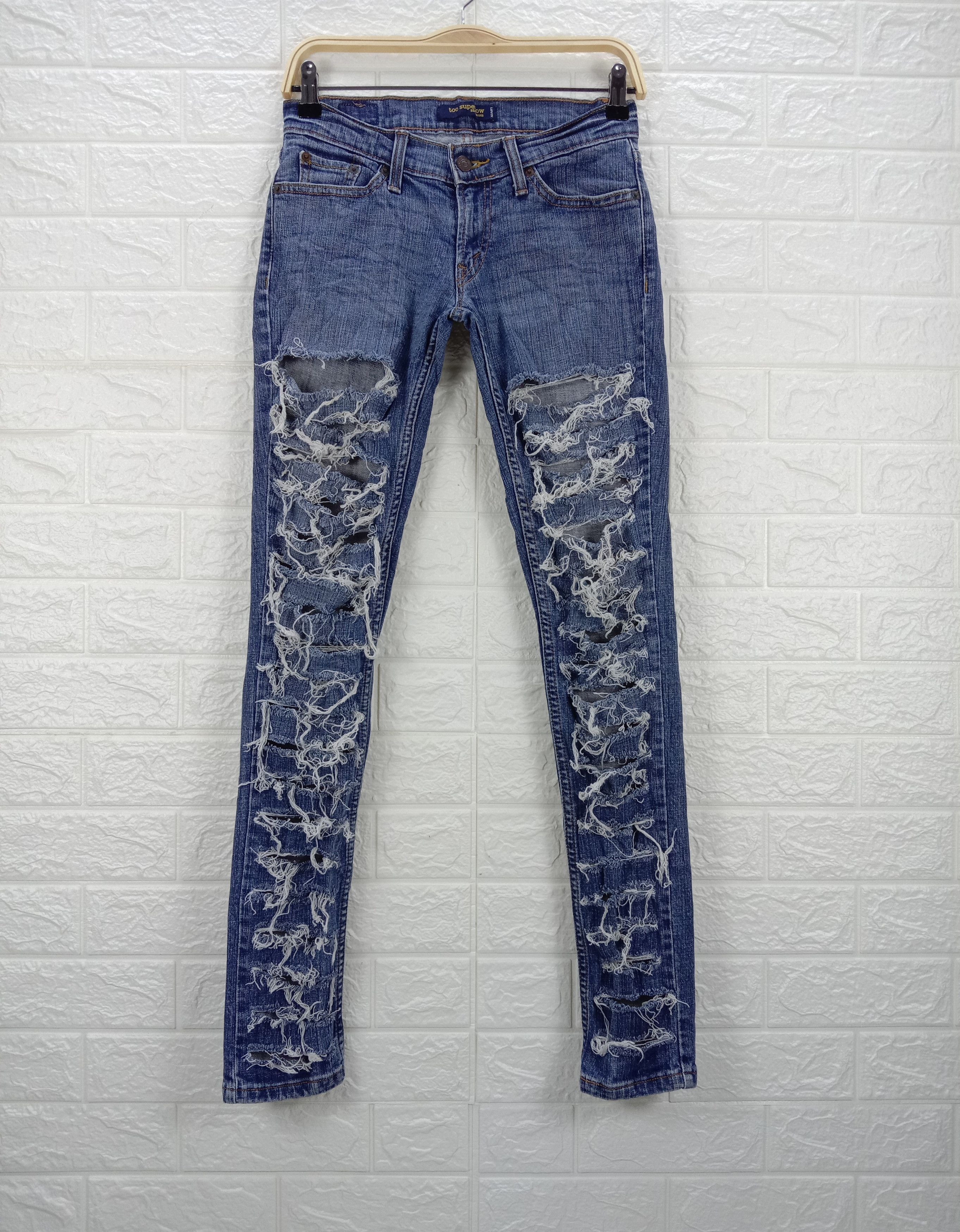 Ripped Jeans Vintage Levi's 524 Distressed Denim