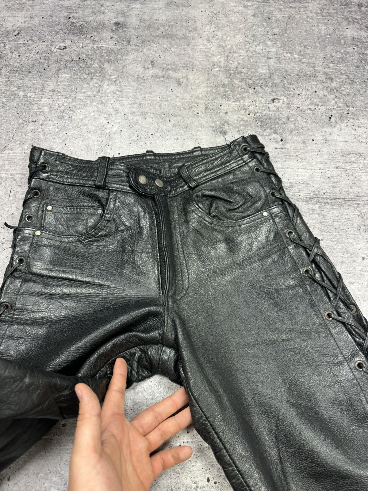 Genuine Leather × Vintage Vintage 90’s Y2K Style Casual Cowboy Genuine Leather Pants Size US 28 / EU 44 - 11 Thumbnail