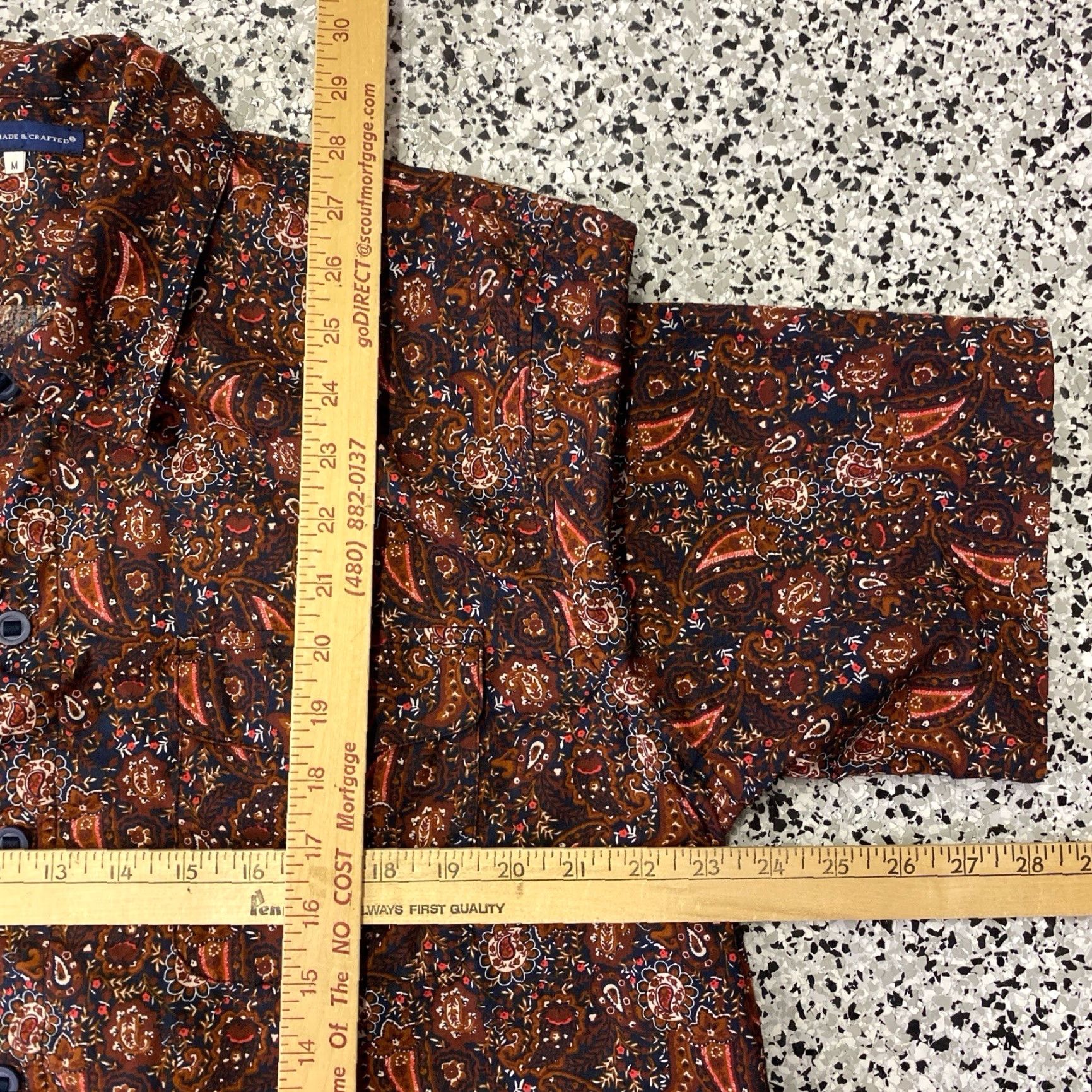 Levi's Levi's Shirt Mens M Brown Beige Paisley Button Up Collared Camper Pocket Short Sleeve Button Viscose Regular All Seasons Casual Formal Size US M / EU 48-50 / 2 - 3 Thumbnail