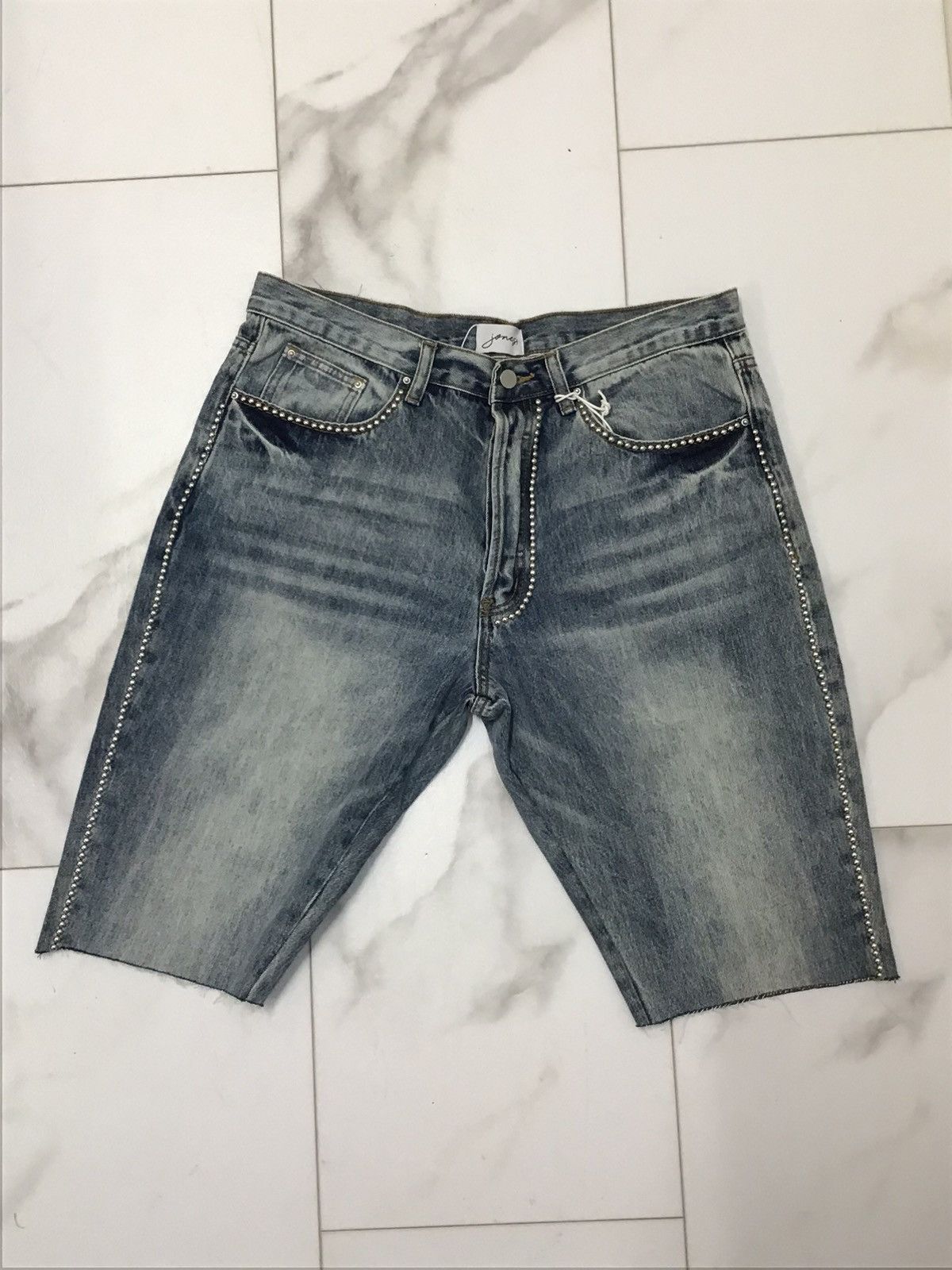 Other Jone(s) studded denim shorts Size US 42 / EU 58 - 1 Thumbnail