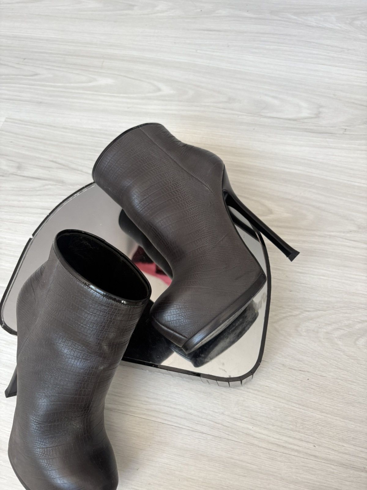 Yves Saint Laurent YSL Tribtoo boots Size US 6.5 / IT 36.5 - 10 Thumbnail