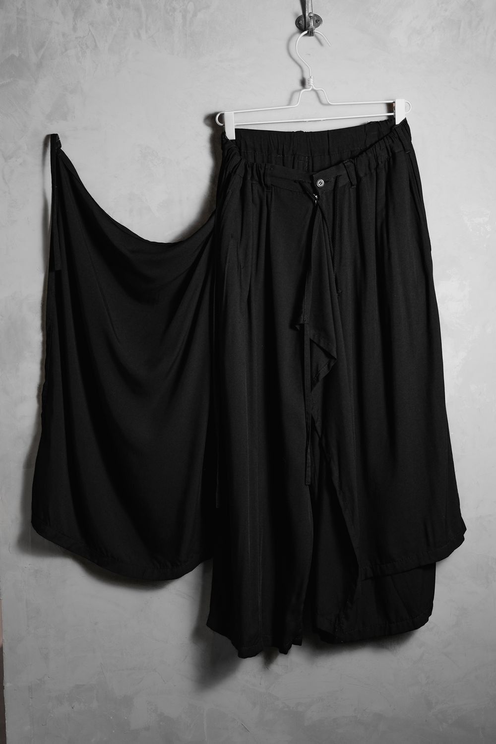 Yohji Yamamoto B Yohji Yamamoto Rayon Wrap Pants Size US 30 / EU 46 - 4 Thumbnail