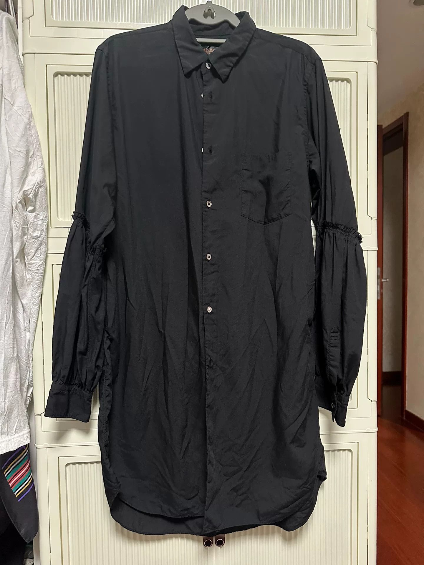 Comme des Garcons CDG Black Shirt in Excellent Condition Size US M / EU 48-50 / 2 - 1 Thumbnail