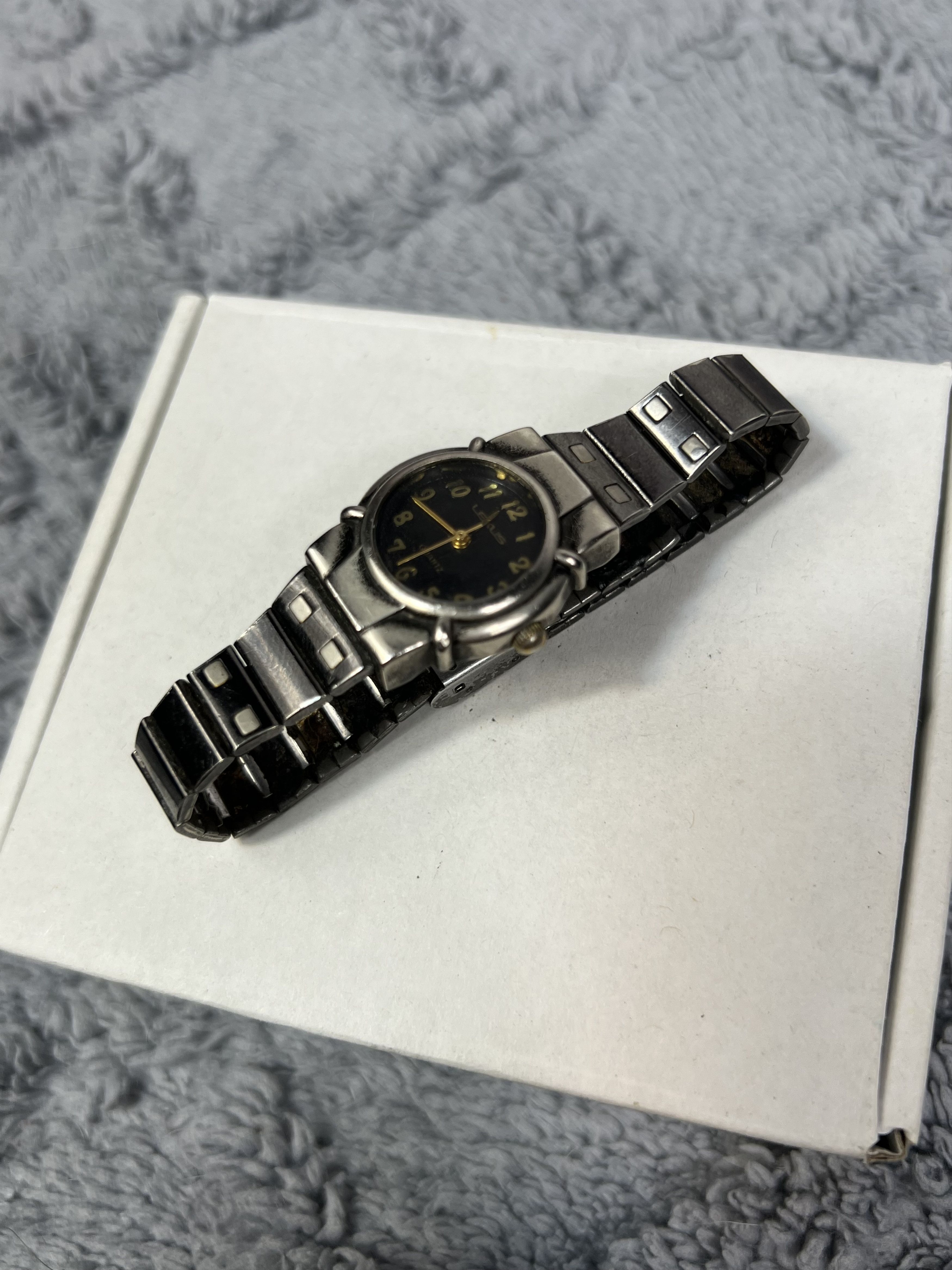 Vintage Futuristic Minimalistic Lexus Japanese Style Bracelet Watch Size ONE SIZE - 9 Thumbnail