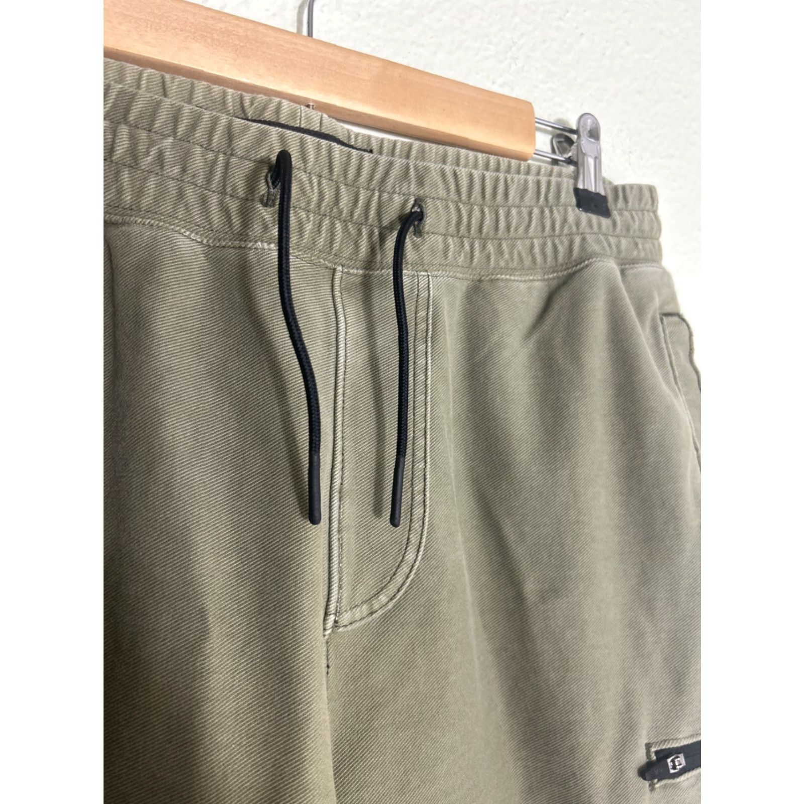 Abercrombie & Fitch Abercrombie & Fitch Mens Cargo Joggers Olive Green 32x28 Cotton Blend Size US 31 - 5 Thumbnail