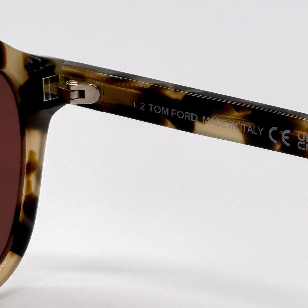 Tom Ford NEW TOM FORD AVERY TF931 56S WOMEN SUNGLASSES FT0931/S BROWN Size ONE SIZE - 7 Thumbnail