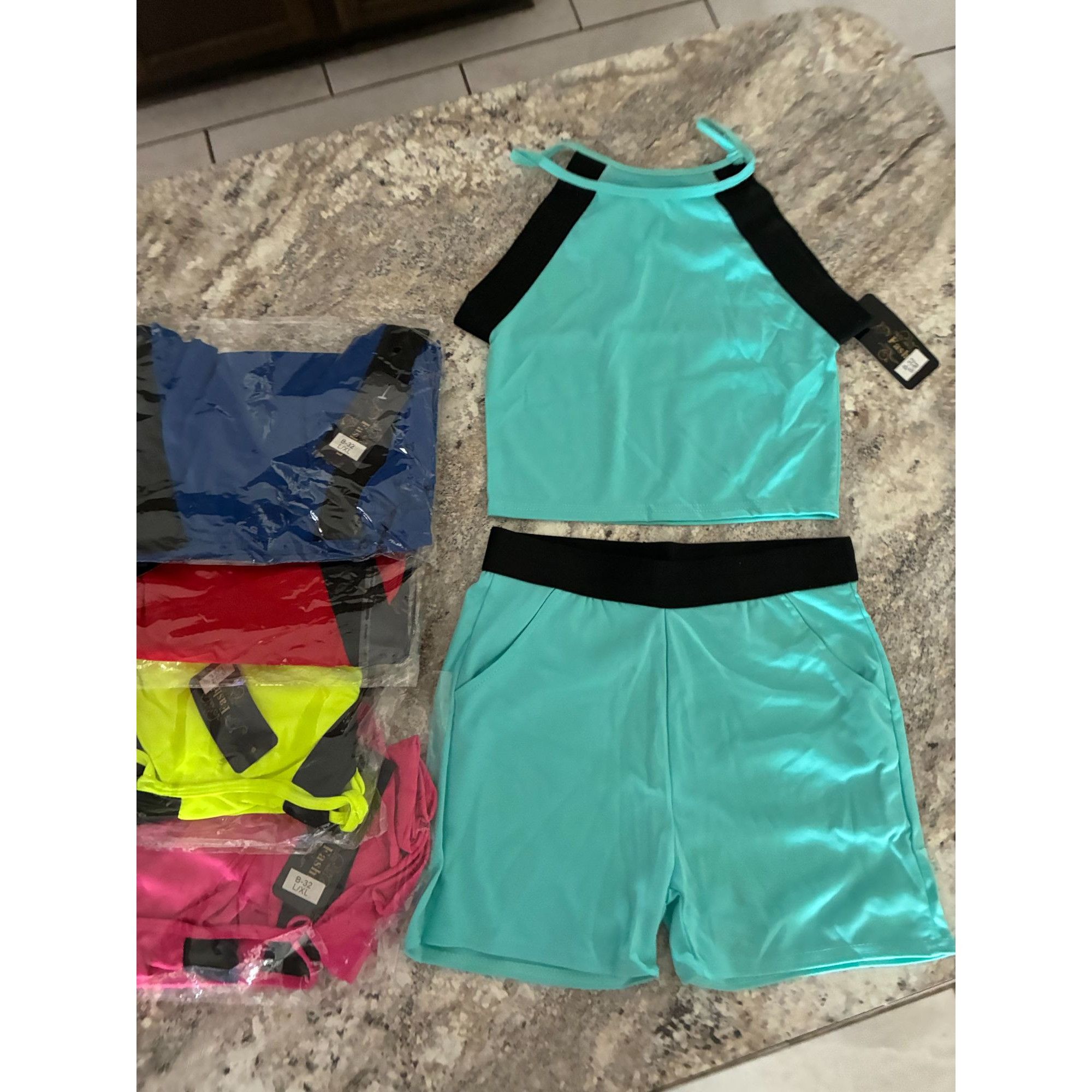 Other Turquoise Black Two Piece Athletic Halter Workout Set With S Size 27" / US 4 / IT 40 - 1 Thumbnail