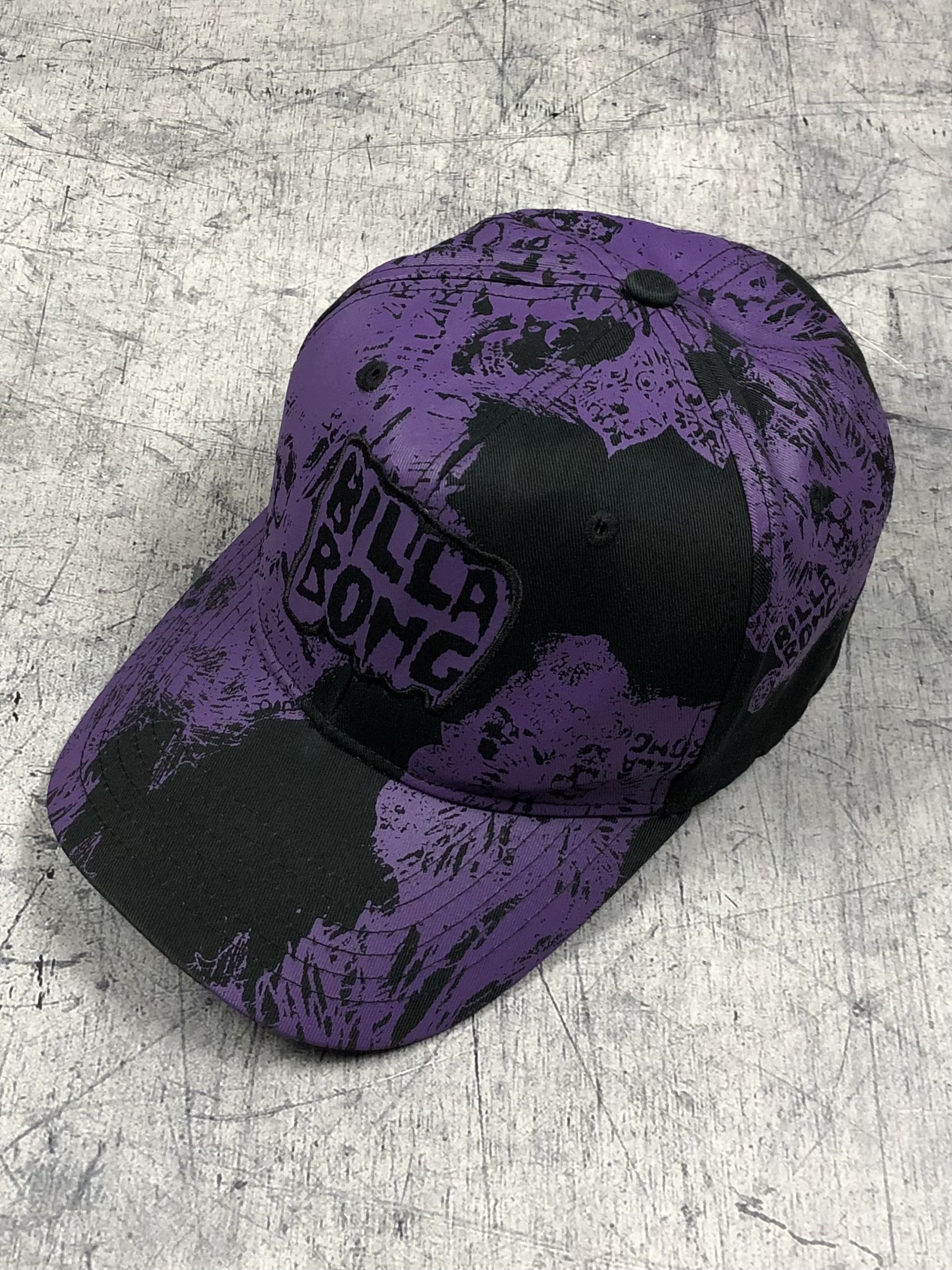 Billabong Y2K Billabong Purple Skulls Cap AOP Size ONE SIZE - 1 Thumbnail