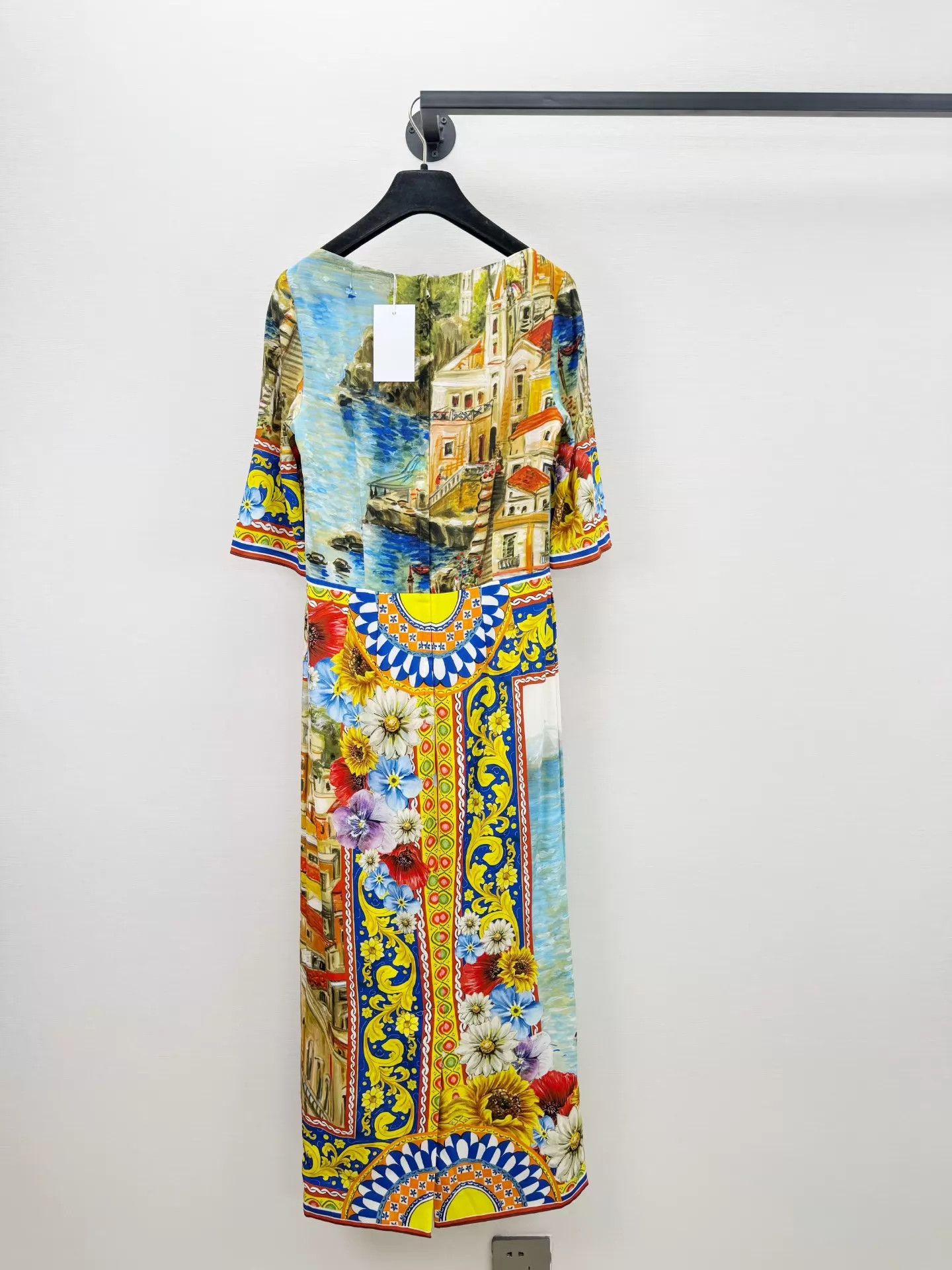 Dolce & Gabbana DG Silk Dress 40 Worn Once, Like New Size S / US 4 / IT 40 - 4 Thumbnail