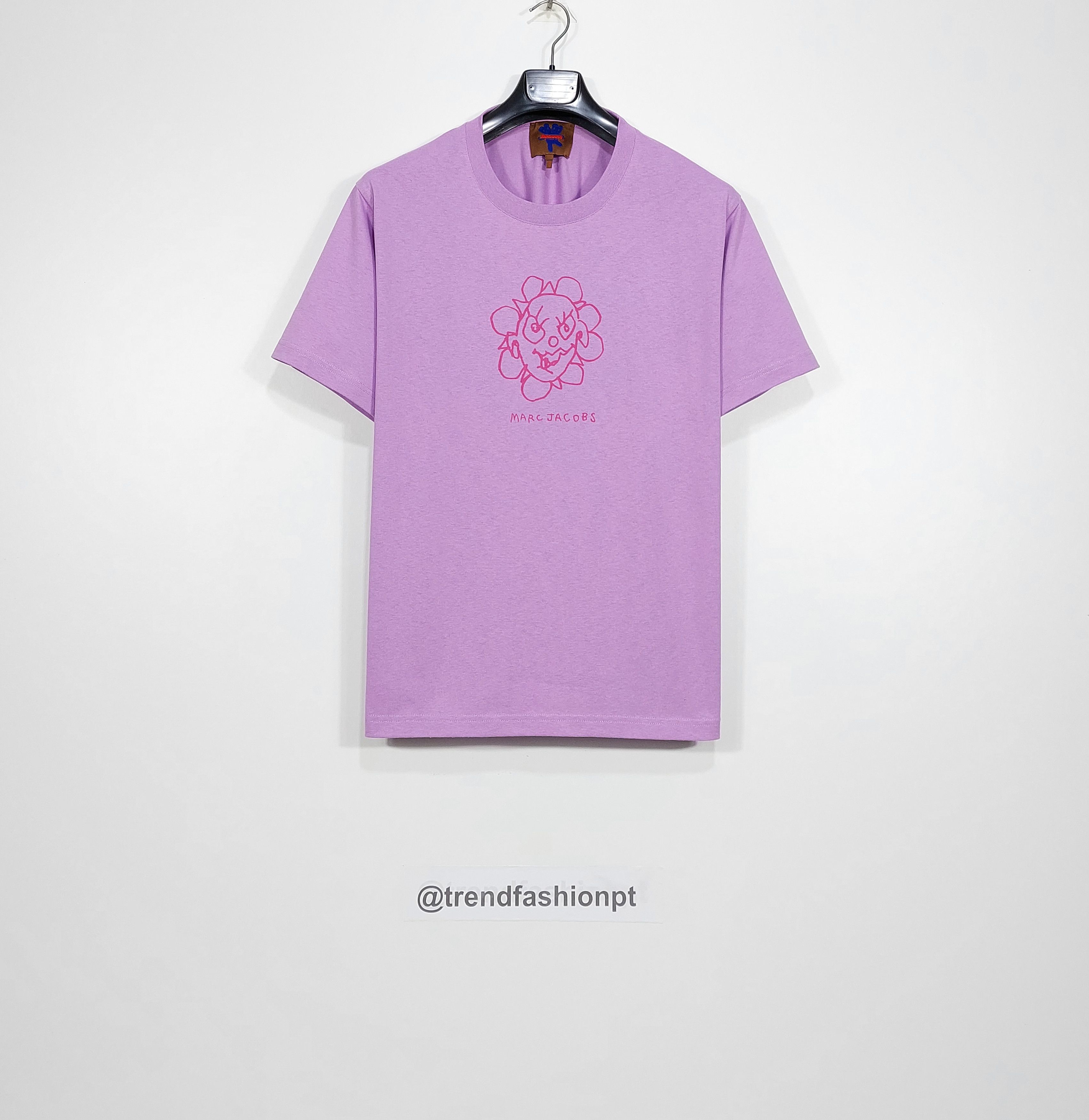 Heaven by Marc Jacobs ピンクTシャツ HEAVEN BY MARC JACOBS ROBOT GIRL BABY TEE PINK WORN | Depop