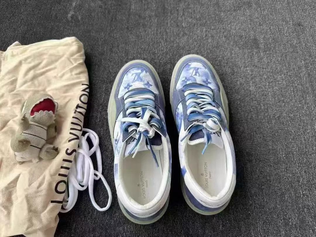 Louis Vuitton LV Ollie ink wash skate shoes EUR 43 1 wear Size US 10 / EU 43 - 6 Thumbnail