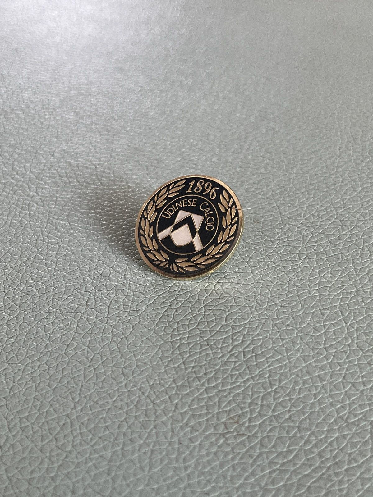 Vintage Udinese Calcio logo vintage pin Size ONE SIZE - 3 Thumbnail