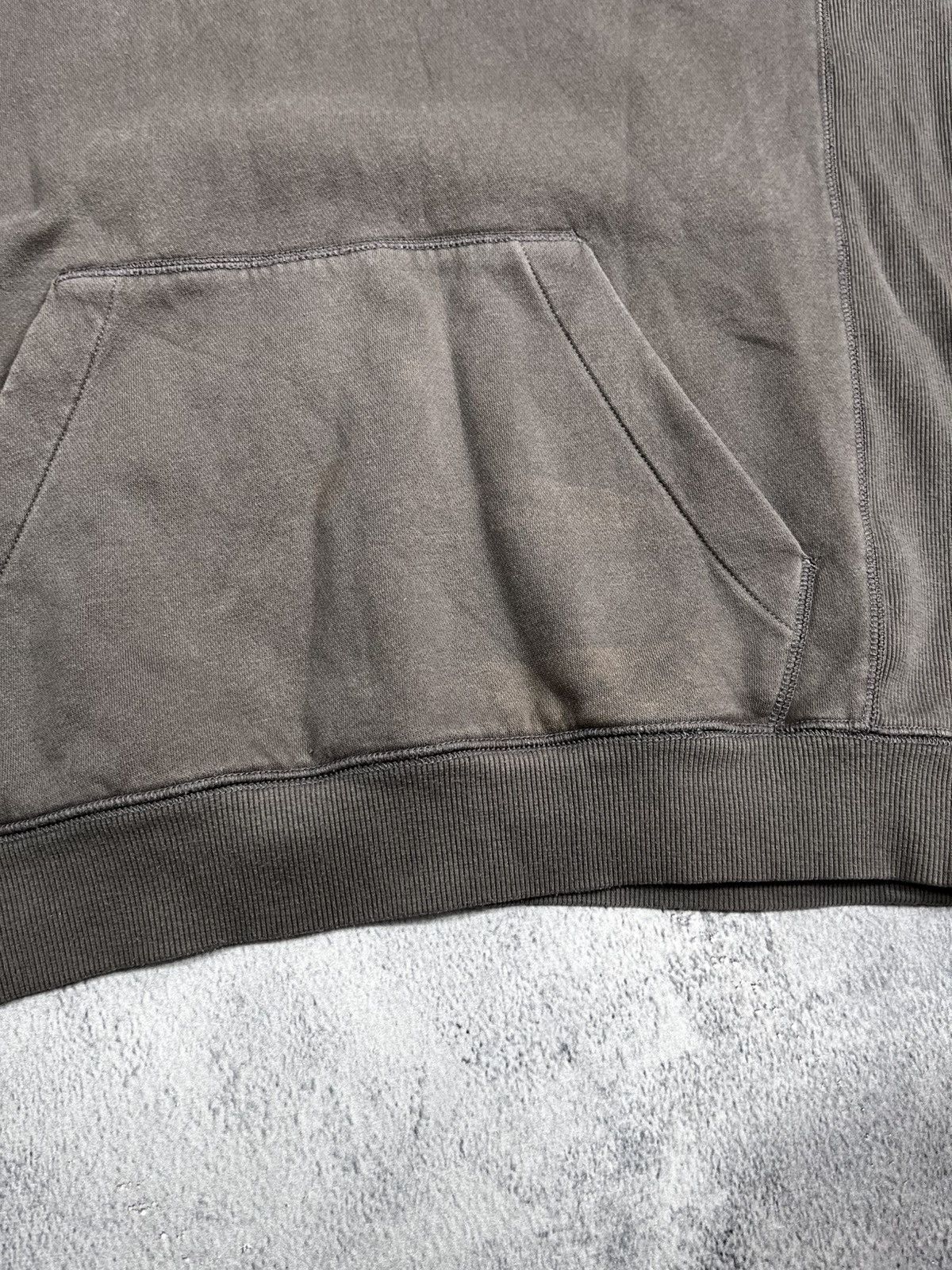 G-Star × Vintage Vintage Y2K G Star faded hoodie streetwear size L Size US L / EU 52-54 / 3 - 12 Thumbnail