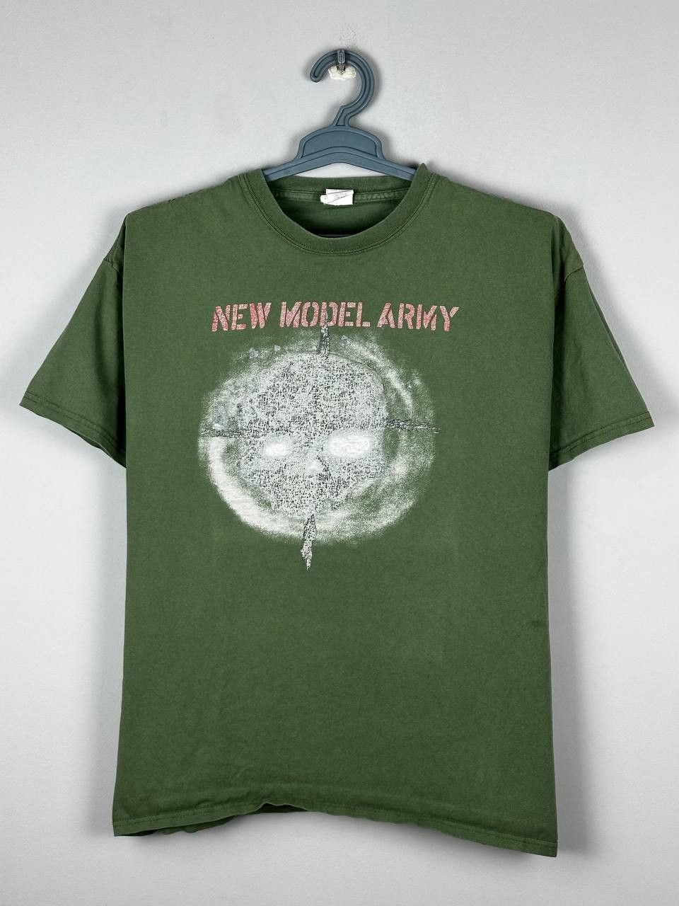 Band Tees Vintage New Model Army Rock Band Tee Skulls y2k Size US XL / EU 56 / 4 - 1 Thumbnail