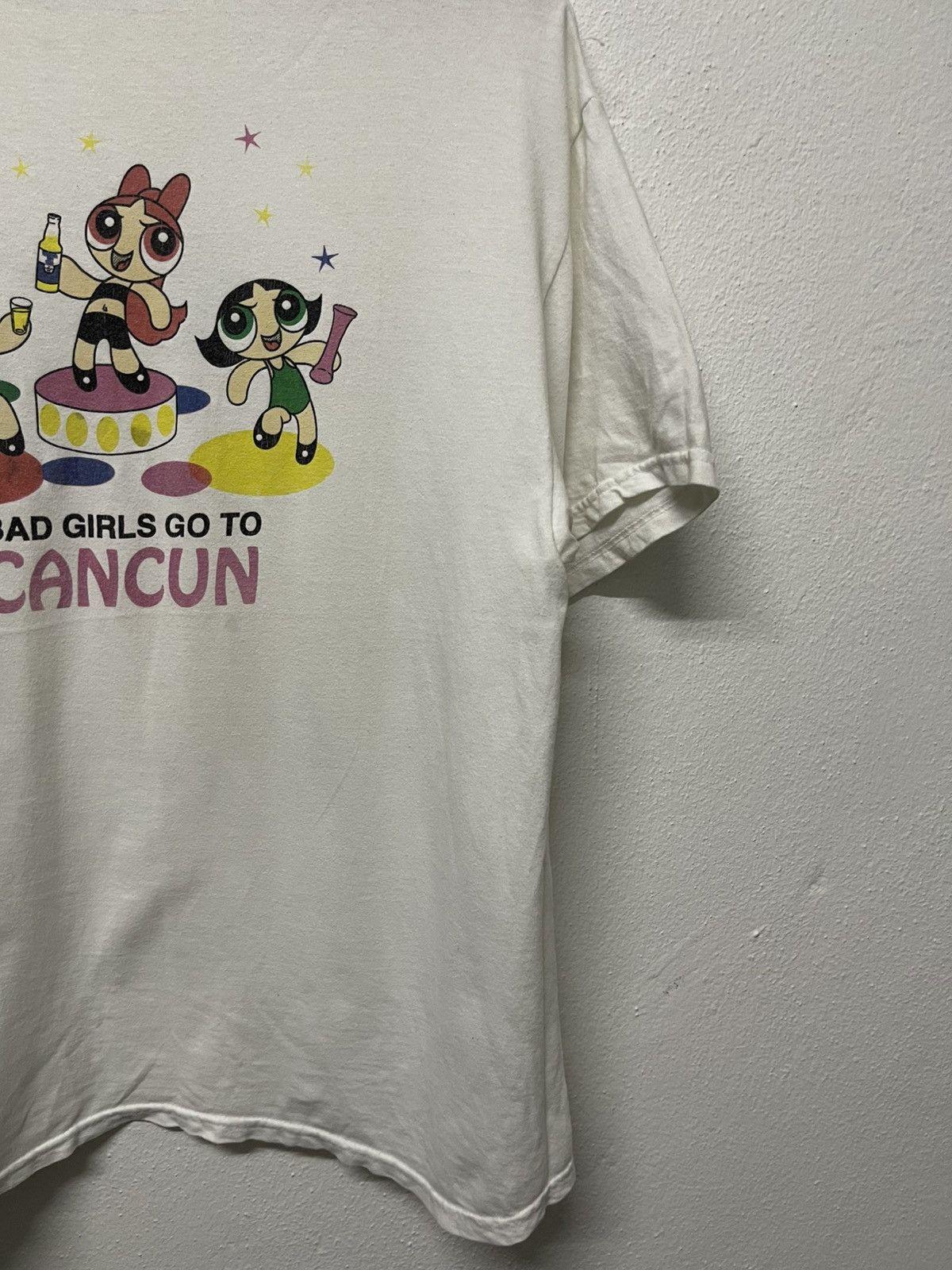Cartoon Network 2000s POWERPUFF GIRL “BAD GIRL GO TO CANCUN” TSHIRT BOXY Size US L / EU 52-54 / 3 - 4 Thumbnail