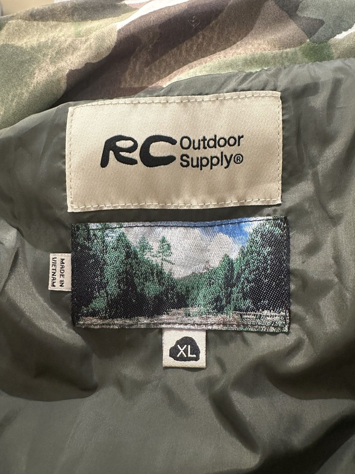 Reese Cooper Reese Cooper Outdoor Supply Watercolor Camo Puffer Jacket Size US XL / EU 56 / 4 - 6 Thumbnail