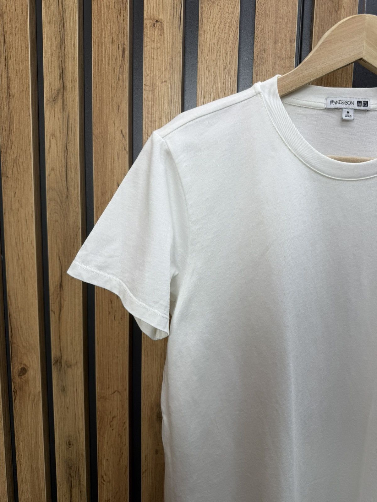 JW Anderson × Uniqlo JW Anderson x Uniqlo Asymmetric Layered T-Shirt White Size M Size M / US 6-8 / IT 42-44 - 7 Thumbnail