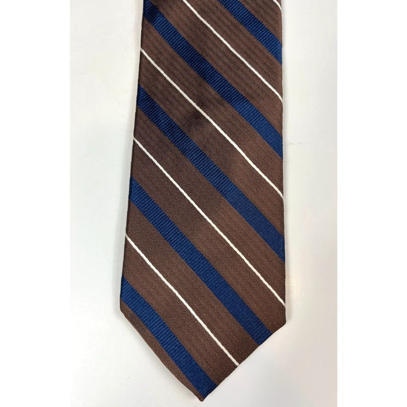 Vintage Hickey Freeman Men’s Luxury Silk Tie Hand Made in USA Fabric Woven in Italy Striped 100% Silk Brown 58" Length 3.5" Width Classic Tie Mens Size ONE SIZE - 3 Thumbnail