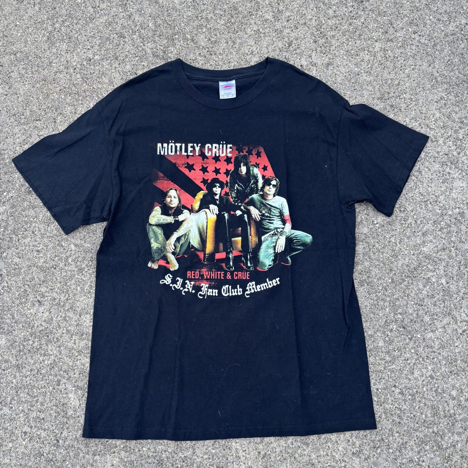 Designer Motley Crue Red White & Crue Fan Club T-Shirt Size US L / EU 52-54 / 3 - 1 Thumbnail