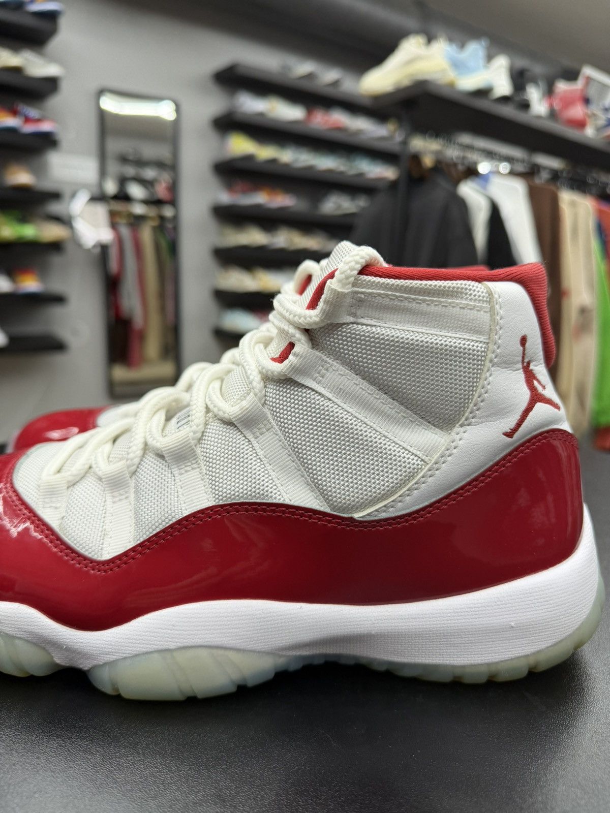 Jordan Brand Size 10 - Jordan 11 Retro Cherry “2022” Size US 10 / EU 43 - 5 Thumbnail