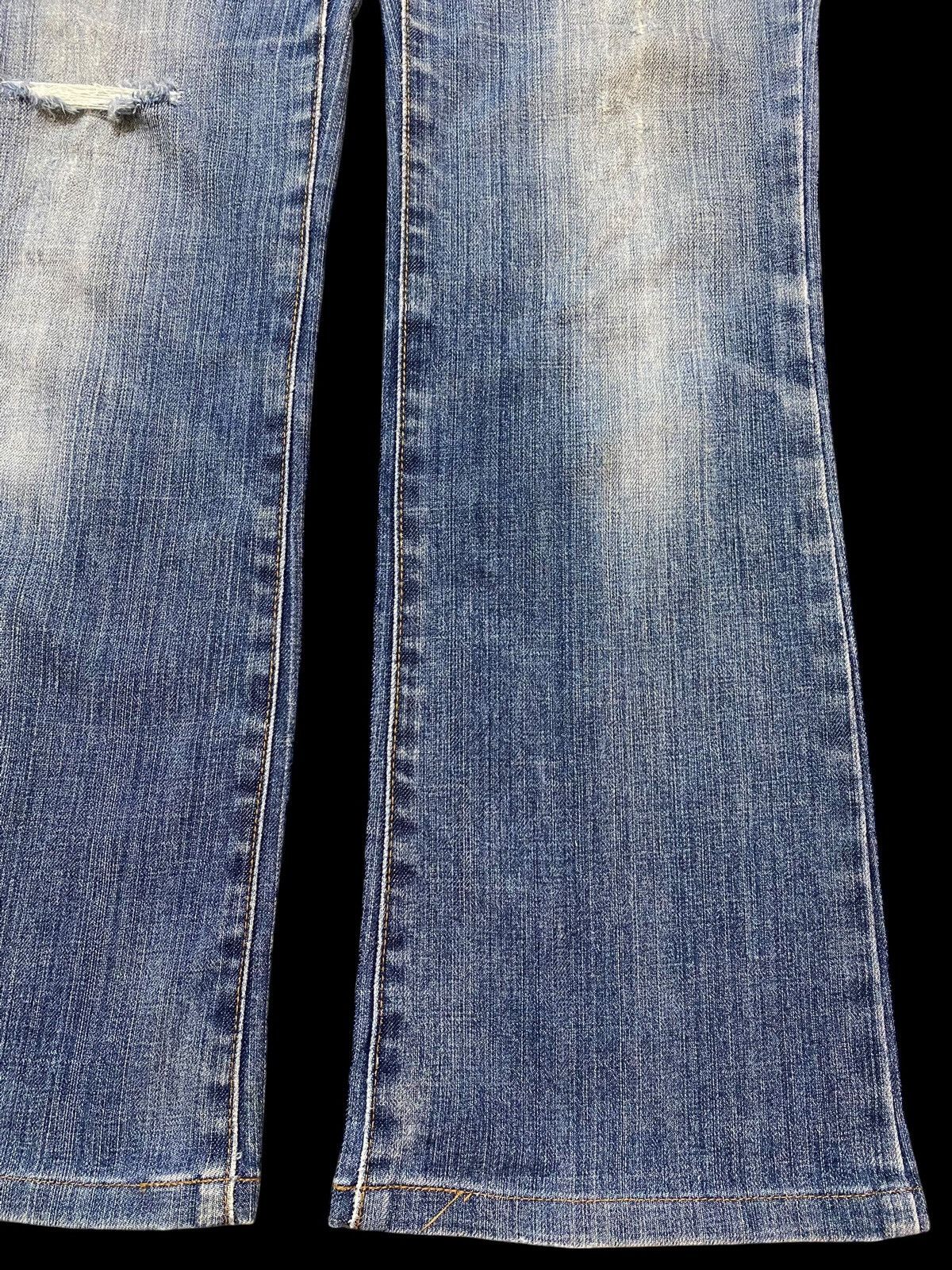 Japanese Brand Vintage Japanese Brand Blue Wash Distressed Flare Jeans Size US 28 / EU 44 - 8 Thumbnail