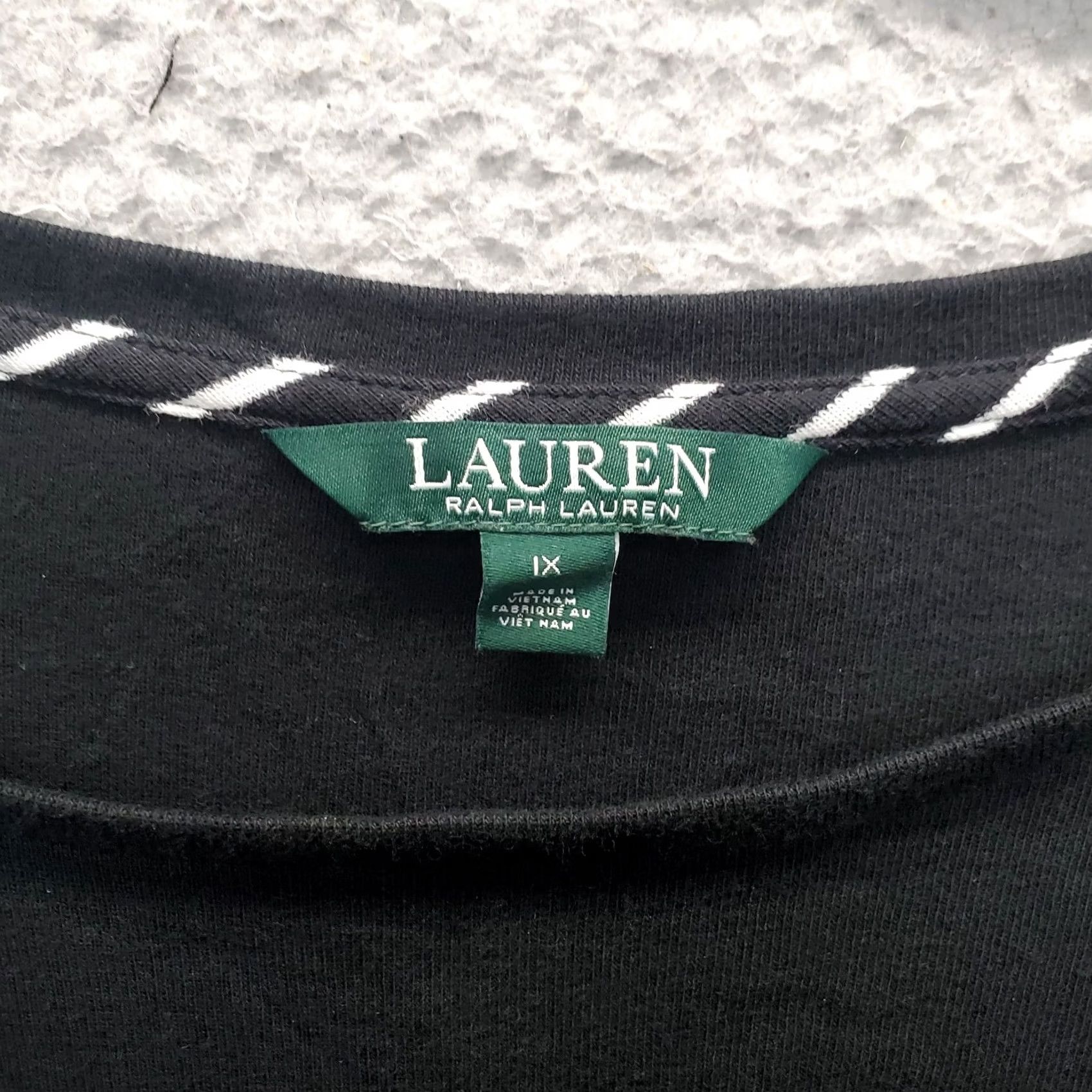 Ralph Lauren Lauren Ralph Lauren T Shirt Women 1X Black Pocket Sleeve Boat Neck Casual Slit Easy Care Cotton 100% Shirts Mens Womens Girls Boys Size XL / US 12-14 / IT 48-50 - 3 Thumbnail
