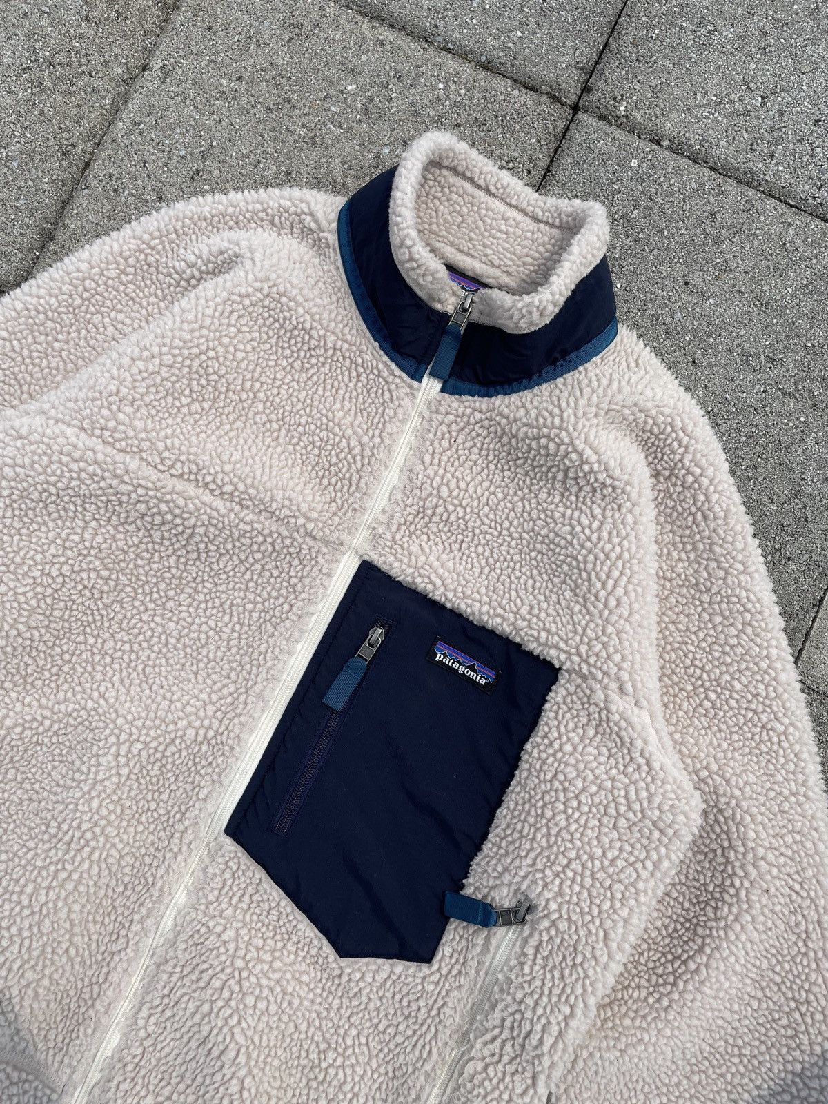 Patagonia Patagonia Deep Pile Retro X Fleece Jacket Cream Blue Medium Size US M / EU 48-50 / 2 - 2 Thumbnail