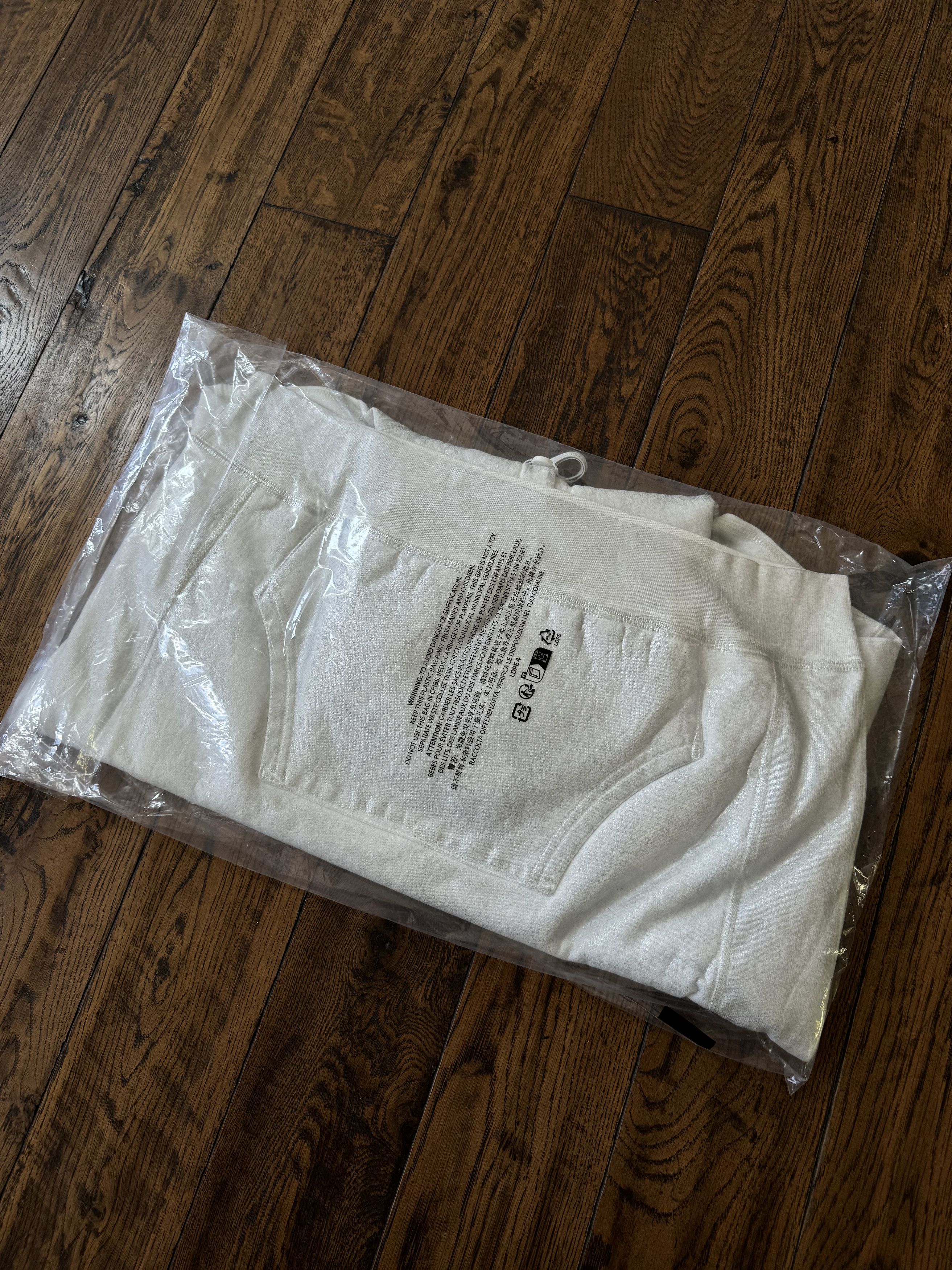 Maison Margiela × Supreme Supreme x Margiela Box Logo Tee NWT Size US M / EU 48-50 / 2 - 9 Thumbnail
