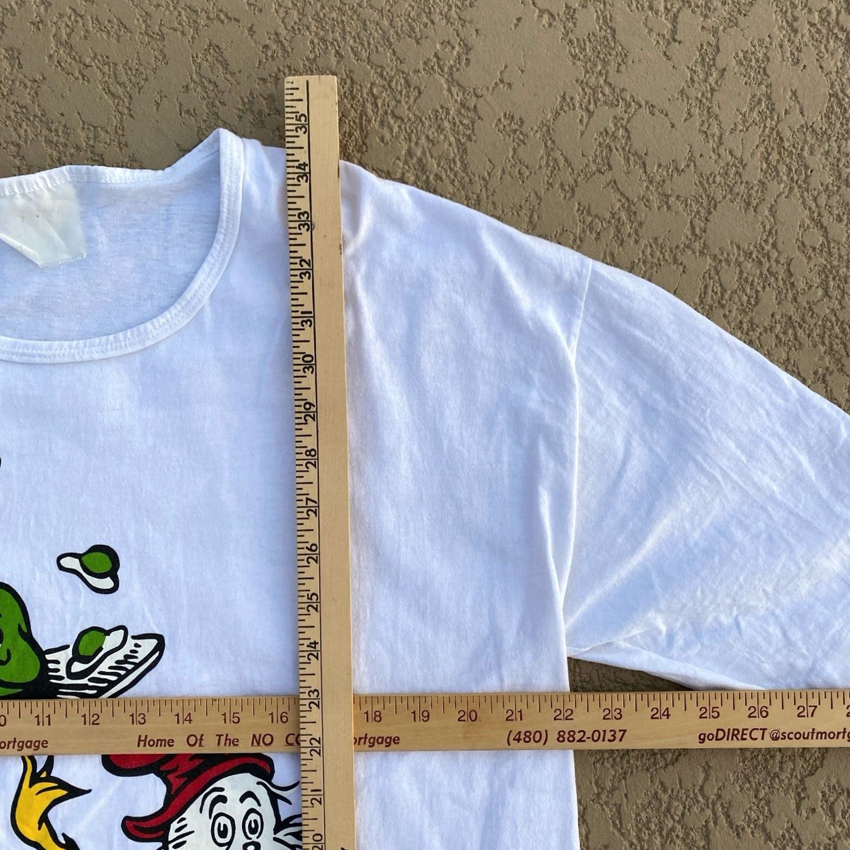 Vintage VINTAGE 1994 Dr. Seuss Green Eggs and Ham T Shirt XL Unisex Adults White Cotton Graphic Print 90s Cartoon Books Sam Men Womens Boys Girls Size US XL / EU 56 / 4 - 4 Thumbnail