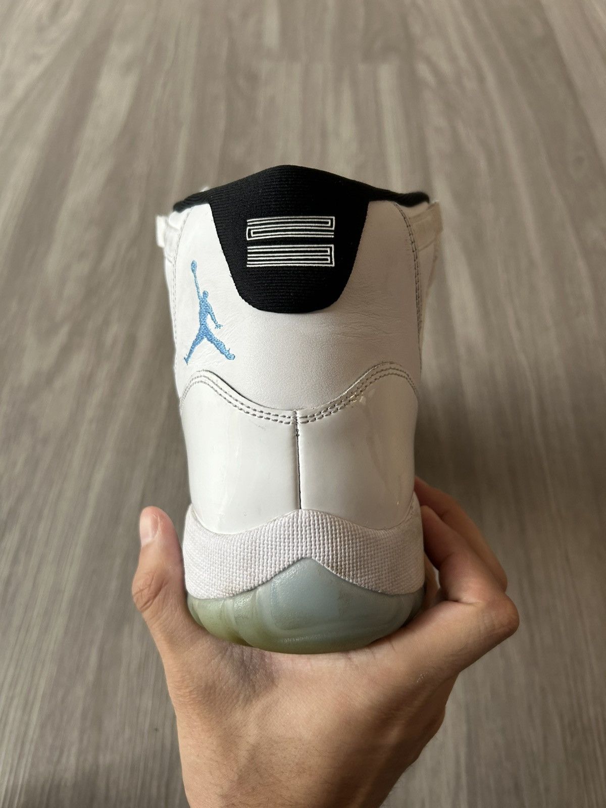 Jordan Brand Air Jordan Retro 11 Legend Blue 2024 Size 10.5 Size US 10.5 / EU 43-44 - 15 Thumbnail