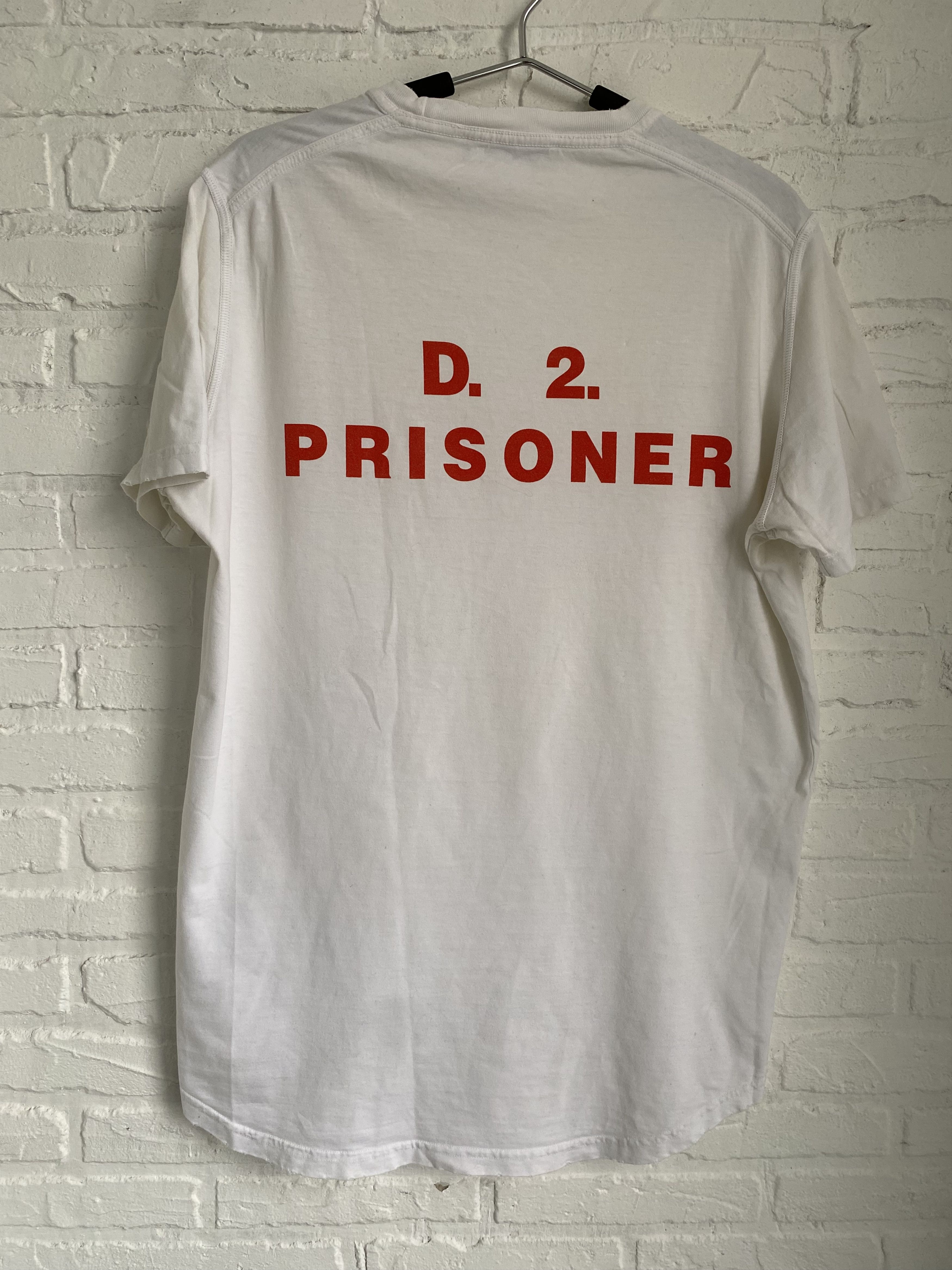 Dsquared2 Dsquared 2 D.2 Prisoner distressed t-shirt Size US L / EU 52-54 / 3 - 1 Thumbnail