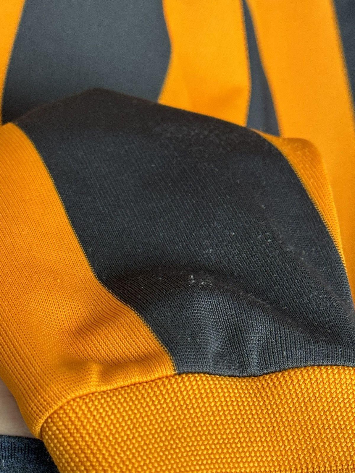 Diadora Hull City 04/05 Home Football Long Sleeve Jersey Size US S / EU 44-46 / 1 - 8 Thumbnail