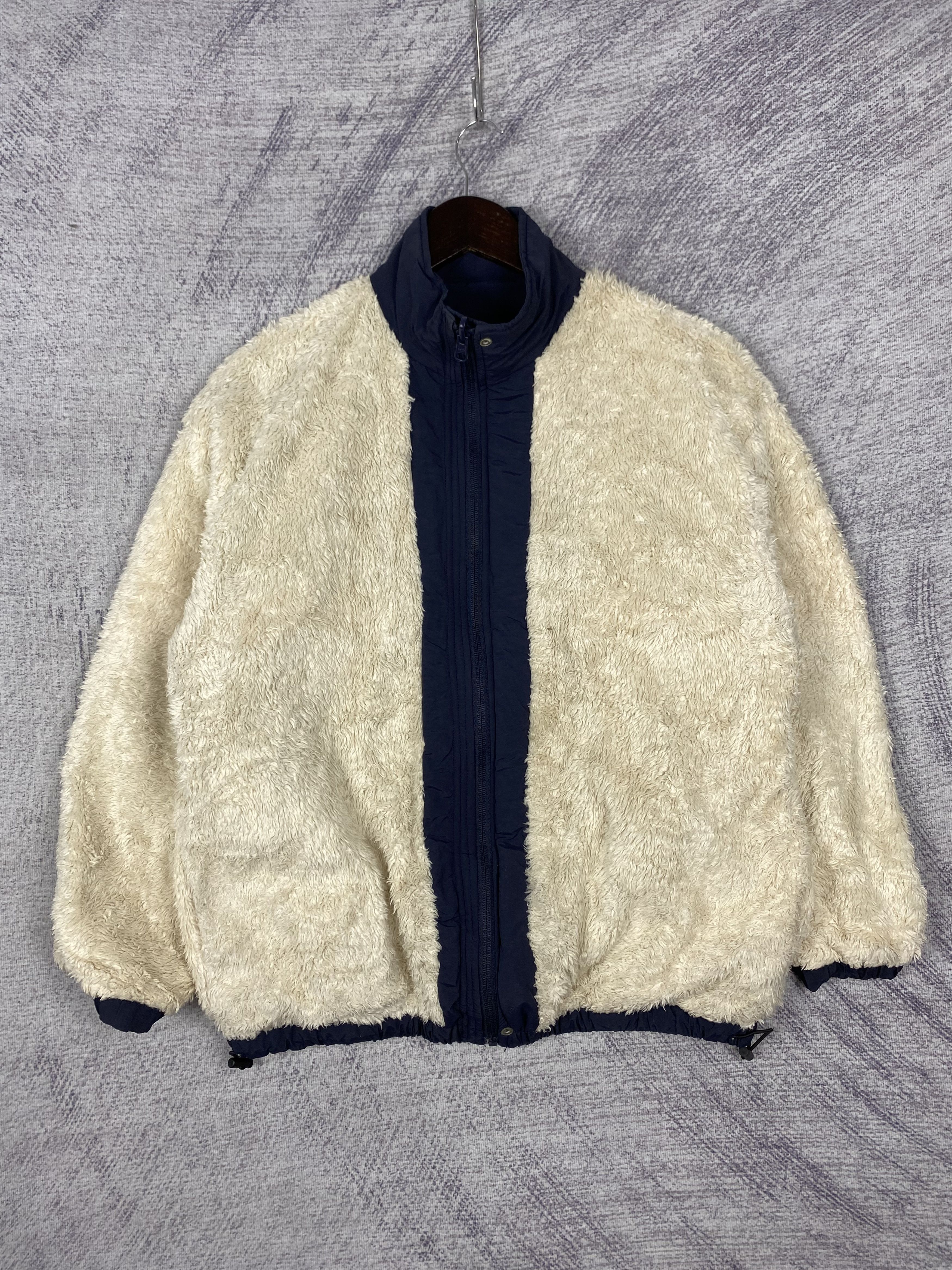 Japanese Brand Vintage UCLA Reversible Fleece Jacket Size US S / EU 44-46 / 1 - 7 Thumbnail