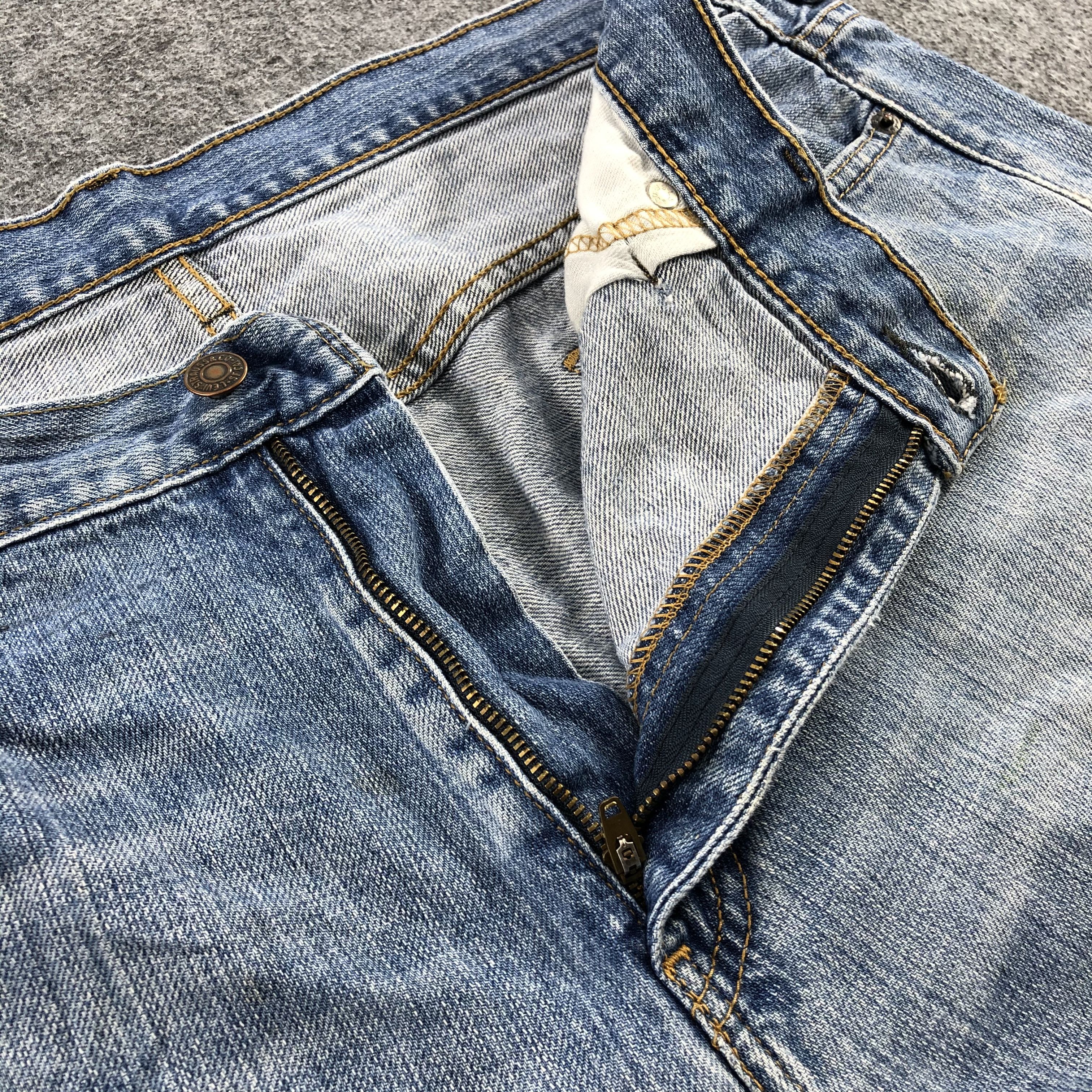 Levi's × Vintage 90s Vintage Blue Wash Levis 569 Jeans-JM1899 Size US 40 / EU 56 - 8 Thumbnail